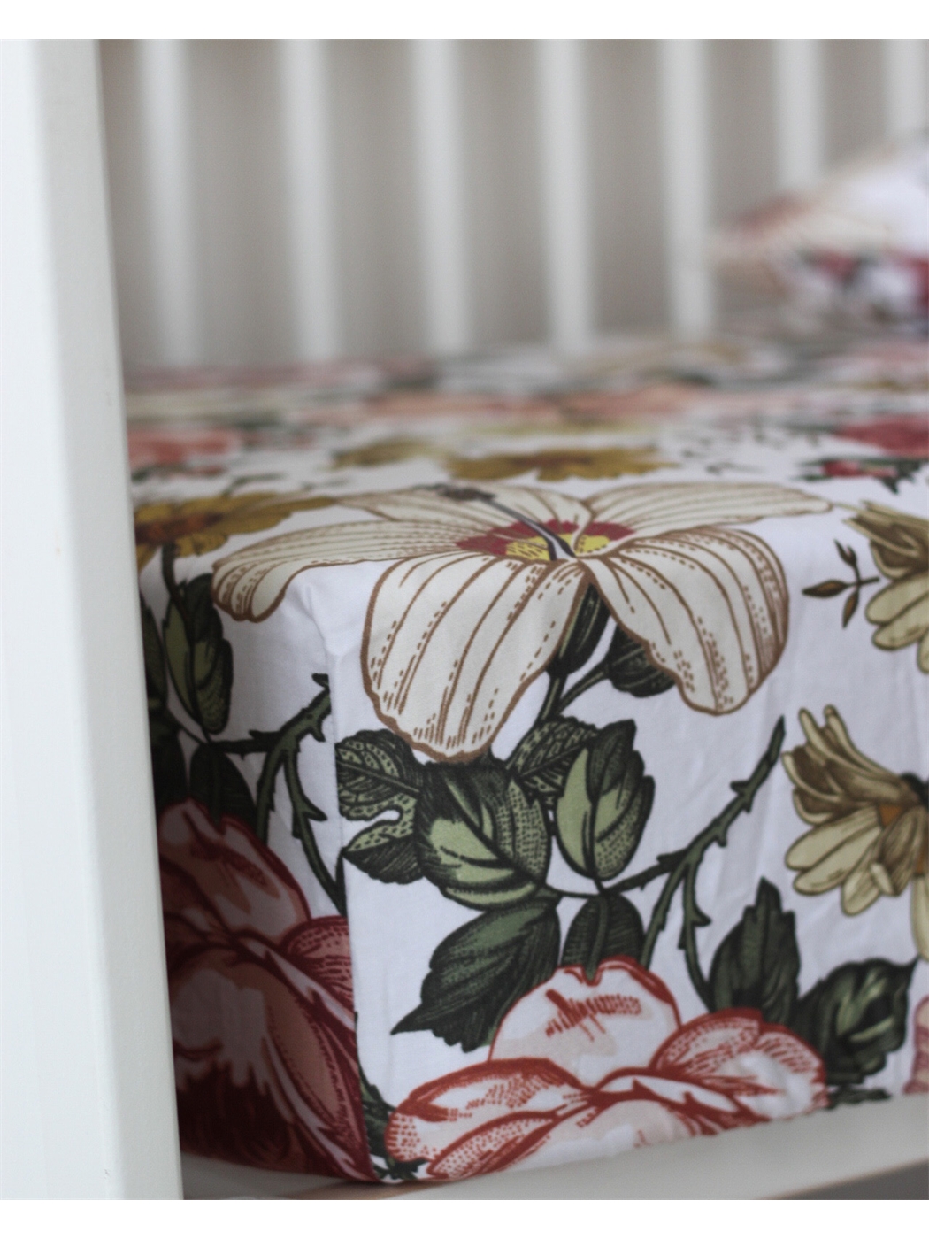 Karışık Baskılı Pamuklu Bebek Çarşaf ve Yastık Kılıfı-1