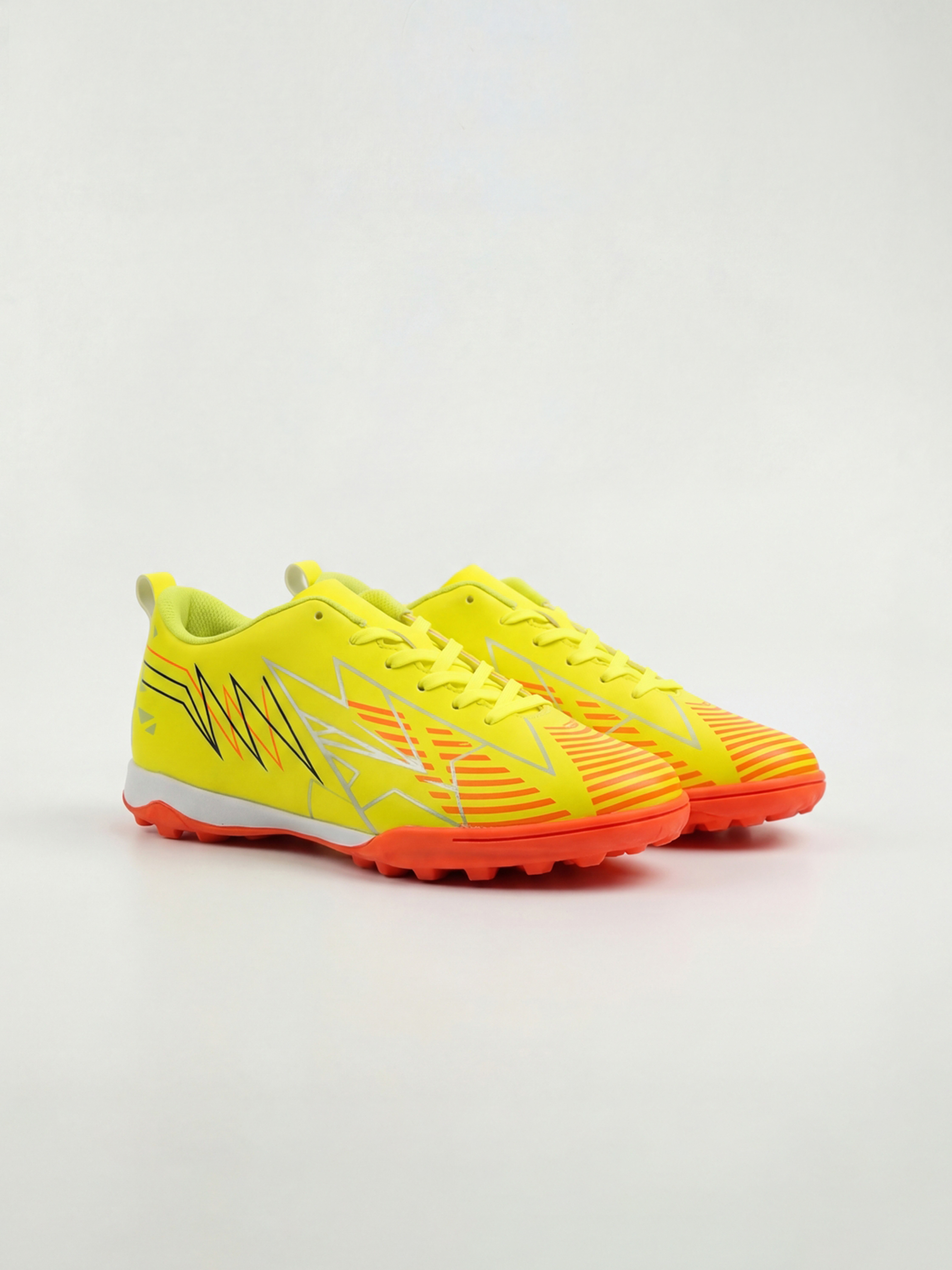 LCW STEPS Lace-up turf shoes for boys.