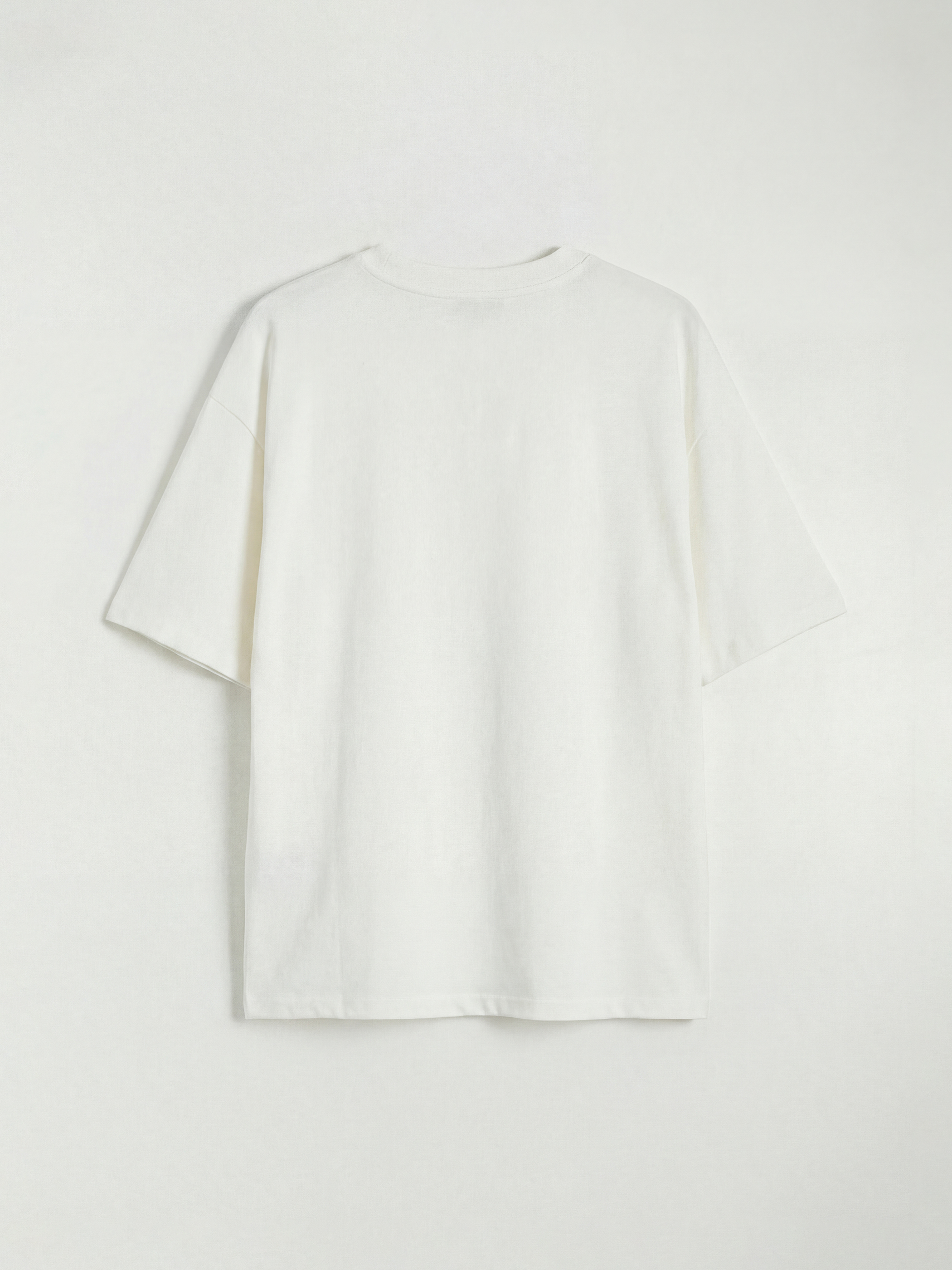 Жена Бяло Тениска-1