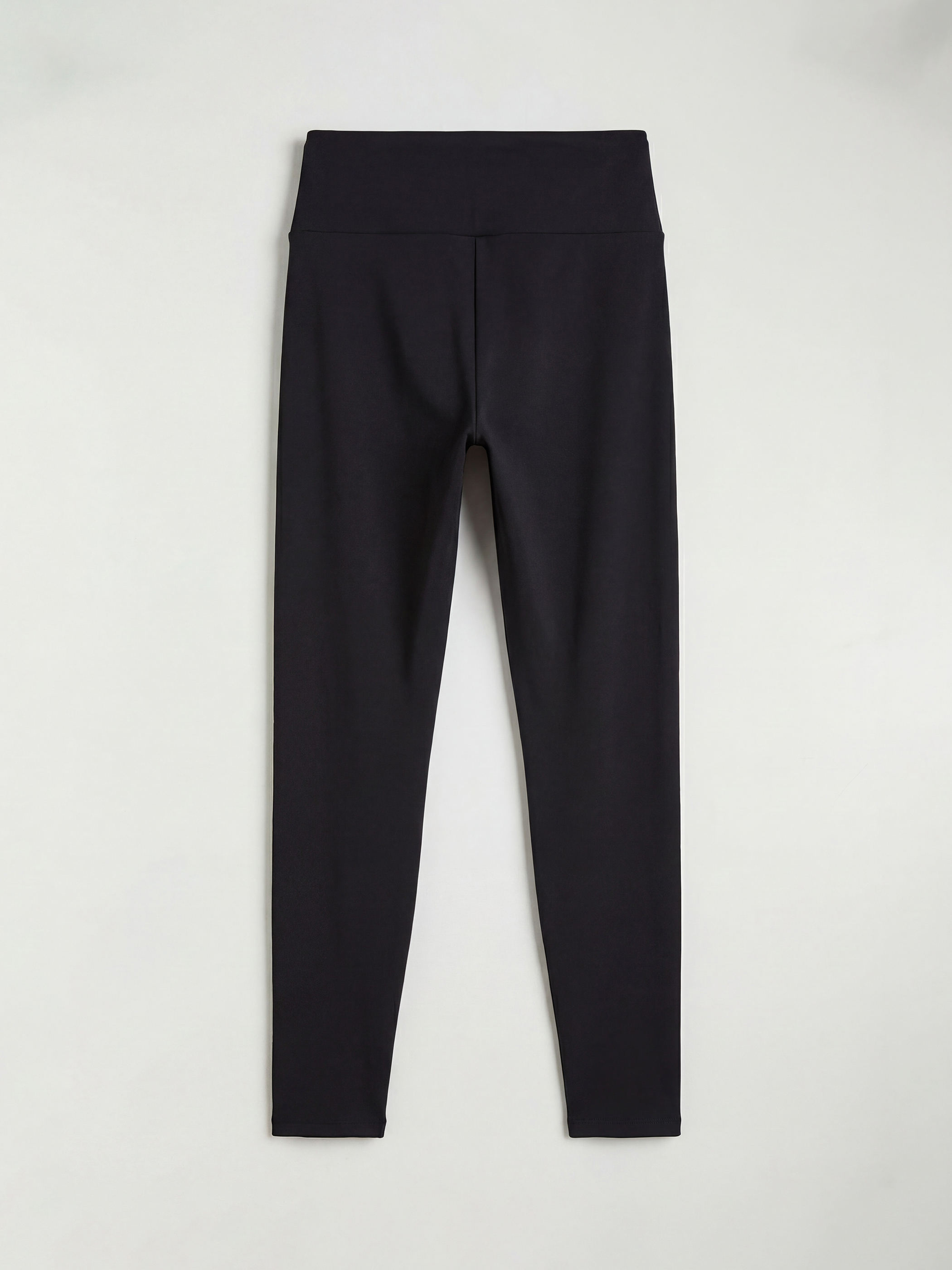 Woman BLACK Leggings-1