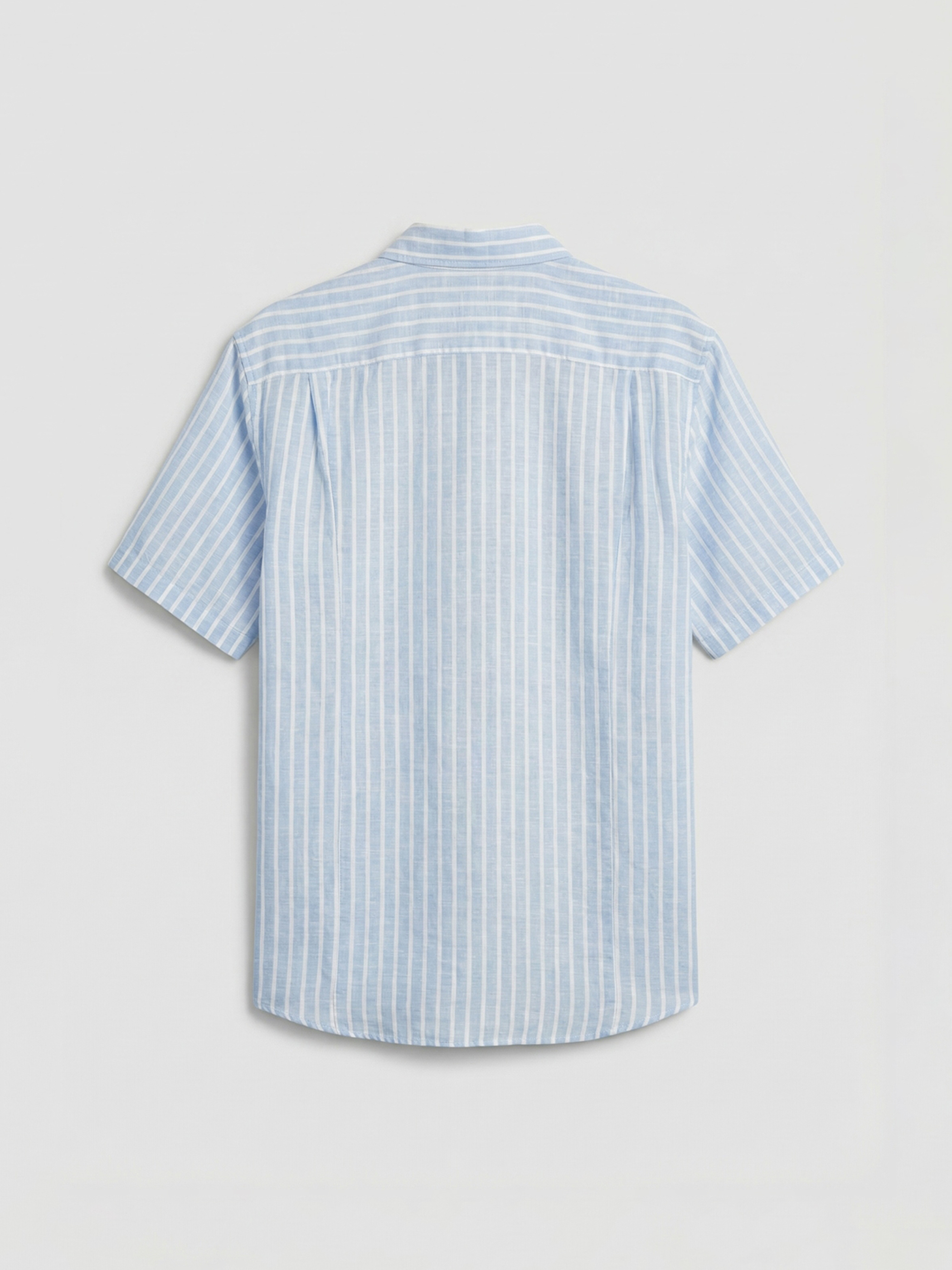 Жолақты жейде ерлерге арналған стандартты пішімде.-5