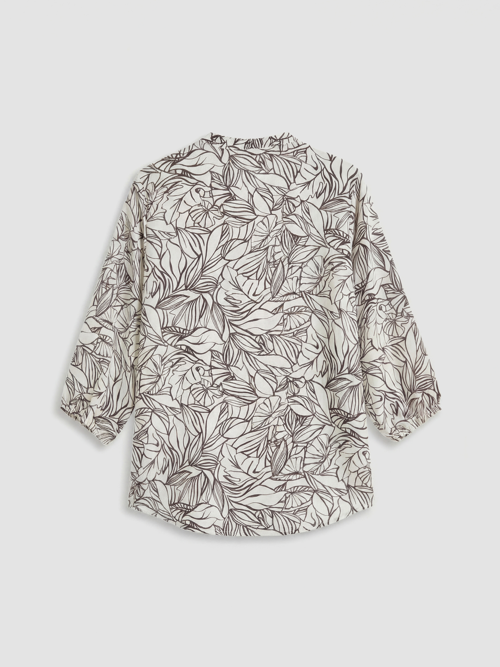 Bluza sa cvetnim dezenom i okovratnikom sa izrezom-4