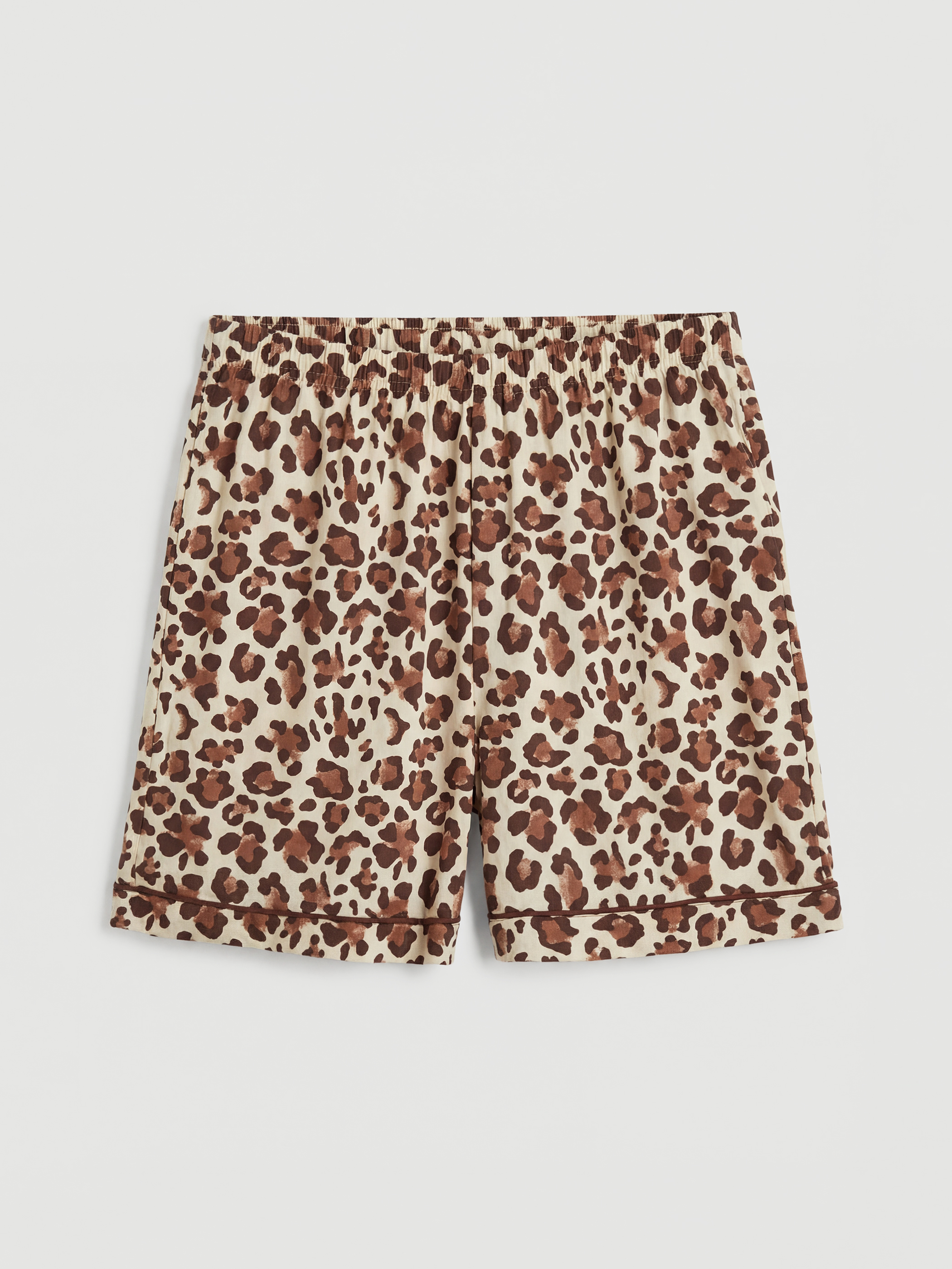 Женский короткий пижамный комплект с леопардовым принтом-3