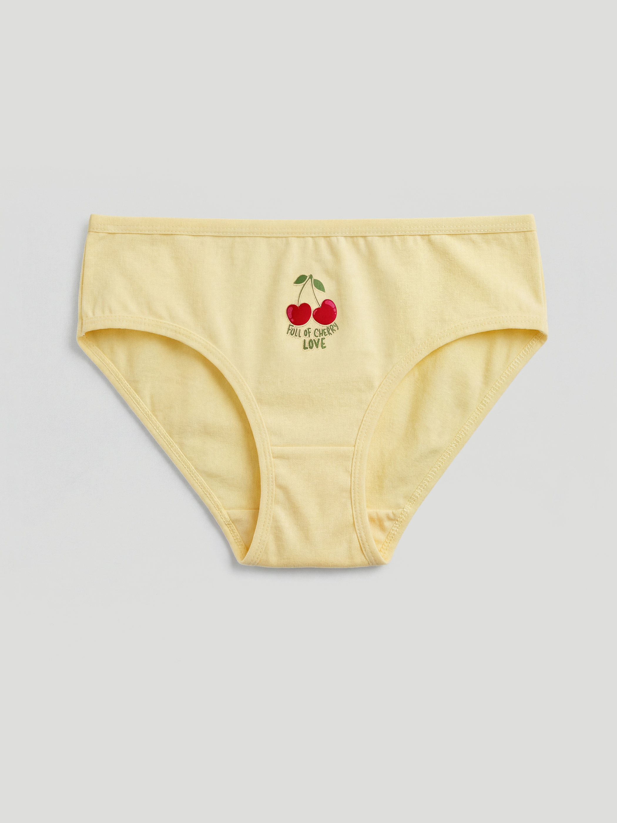 نیکەرز په‌مه‌یی کچ-2