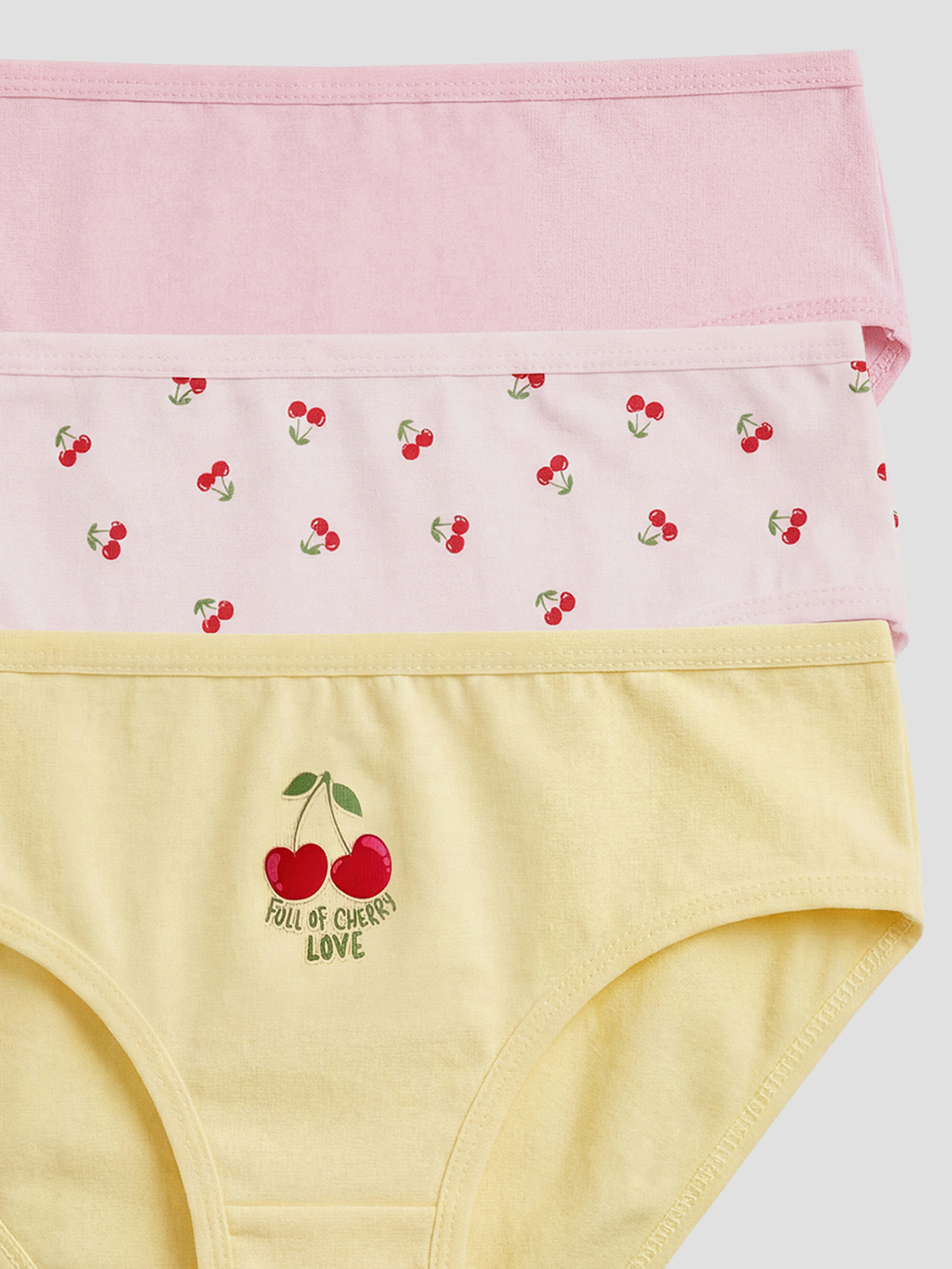 نیکەرز په‌مه‌یی کچ-8