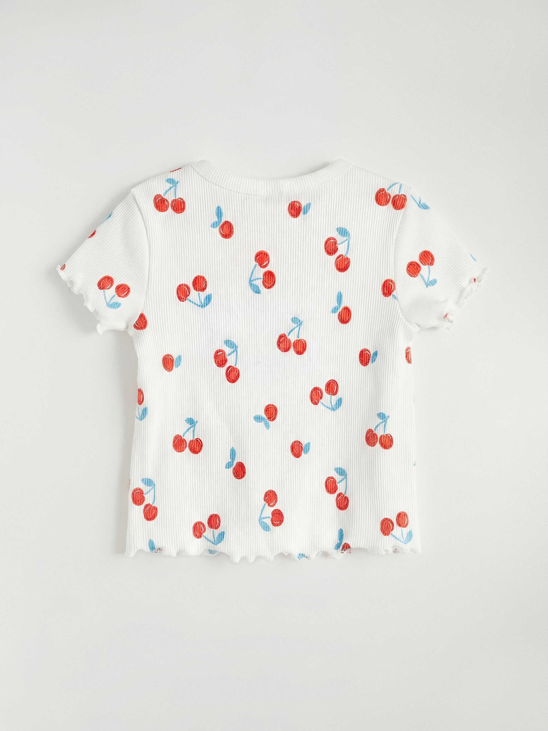 Ekru Kiraz Baskılı Kız Bebek Şortlu Takım-2