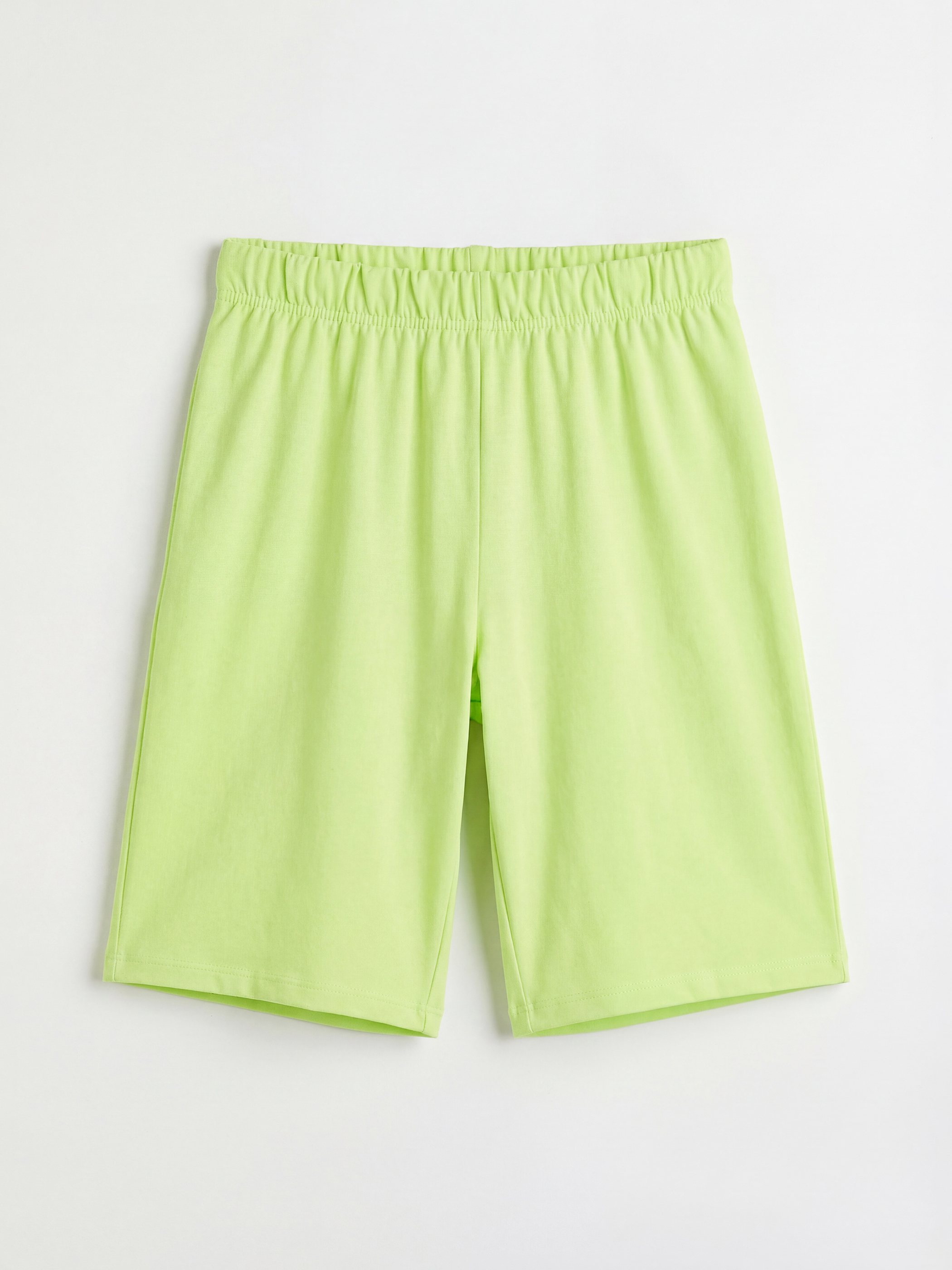 Beyaz Bisiklet Yaka Erkek Çocuk Şortlu Pijama Takımı-3