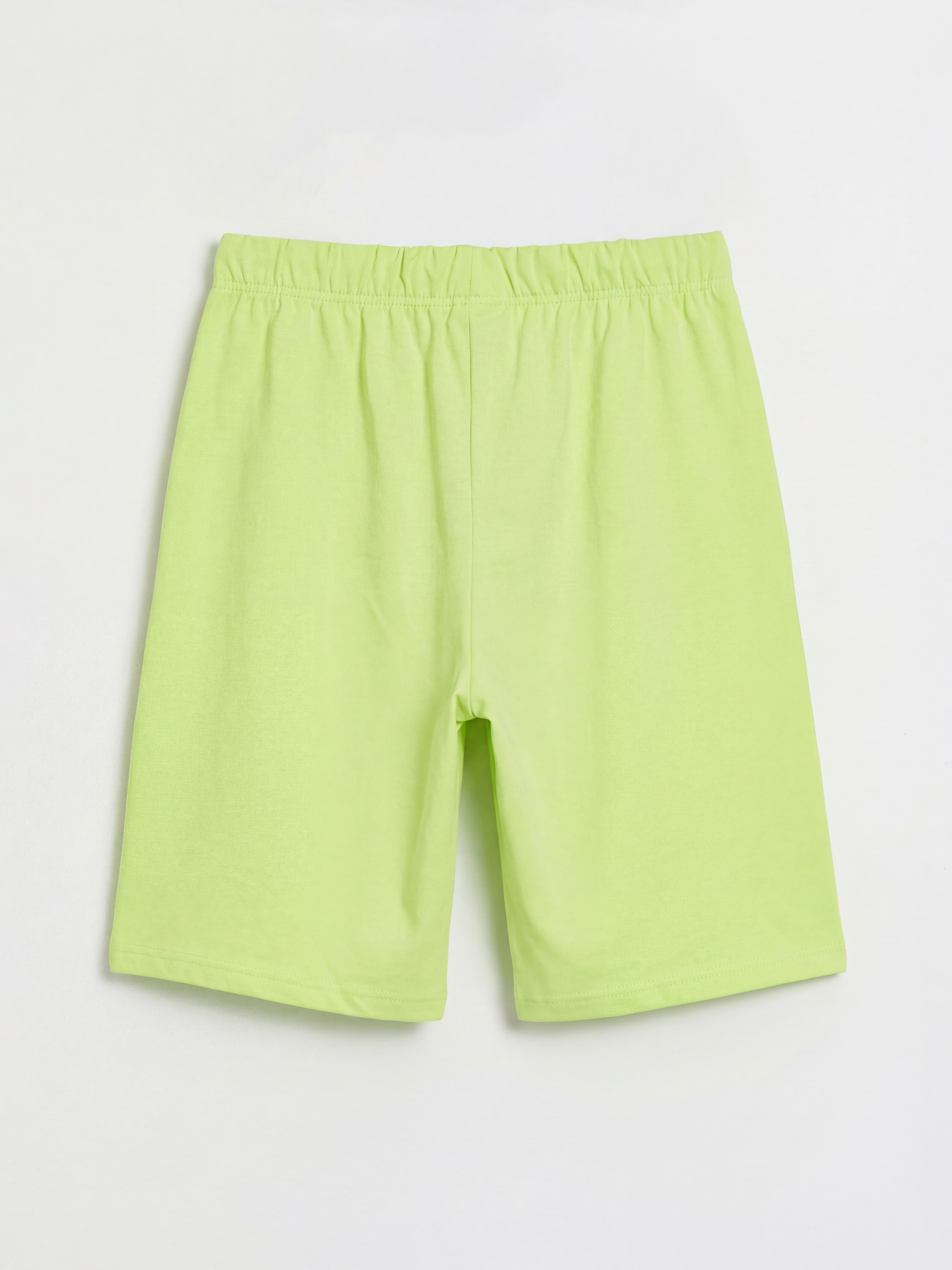 Beyaz Bisiklet Yaka Erkek Çocuk Şortlu Pijama Takımı-4