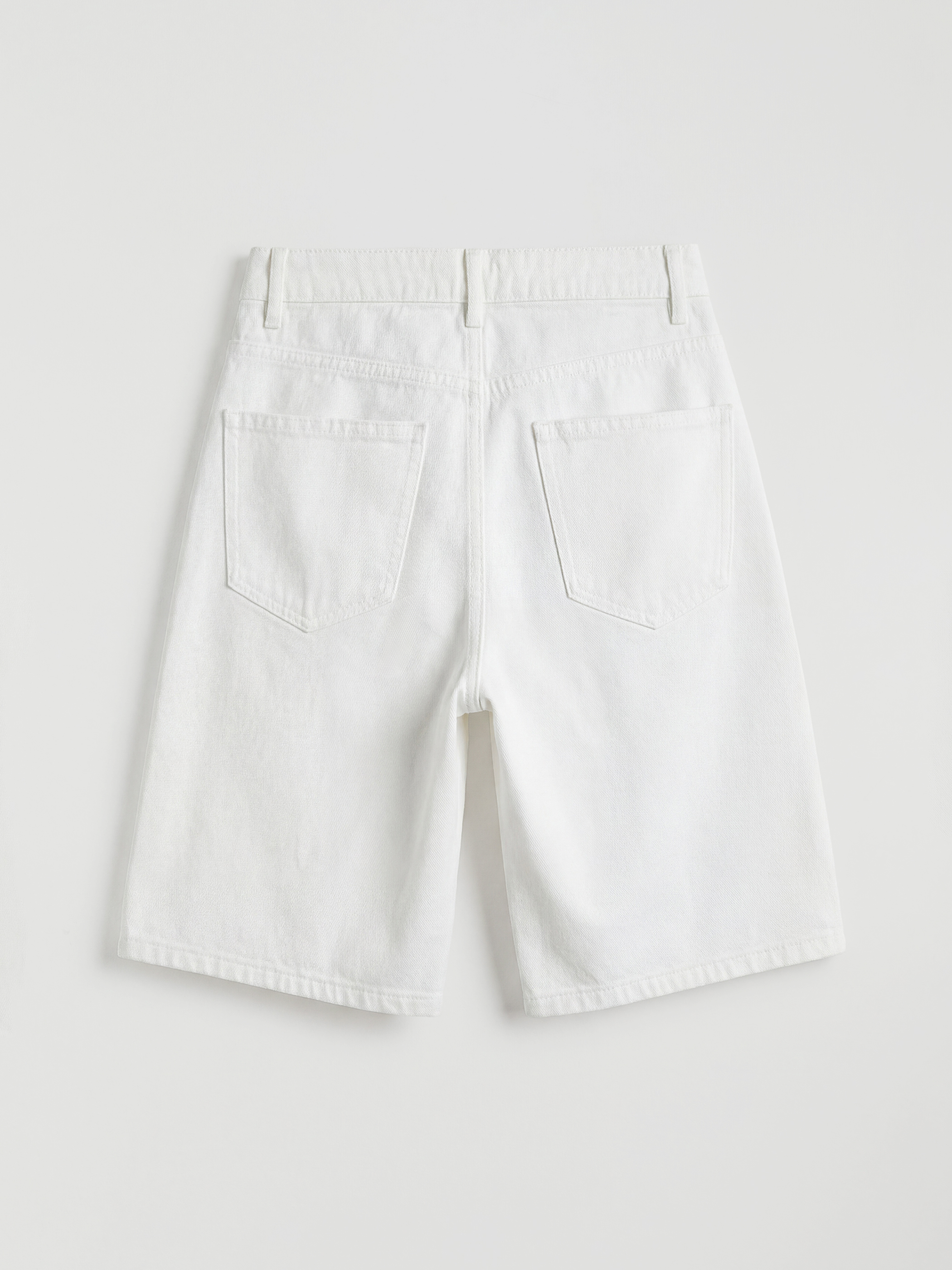 Woman WHITE Denim Shorts-6