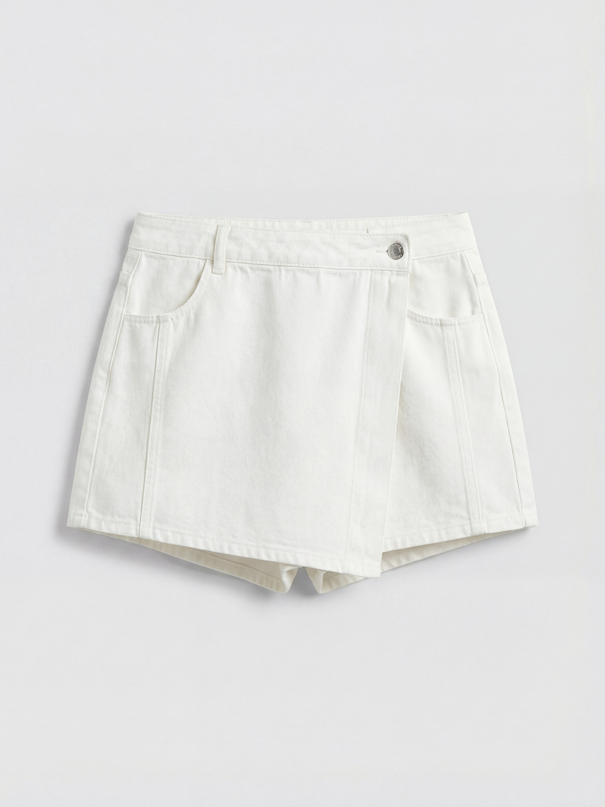 Woman WHITE Denim Overlay Shorts-3
