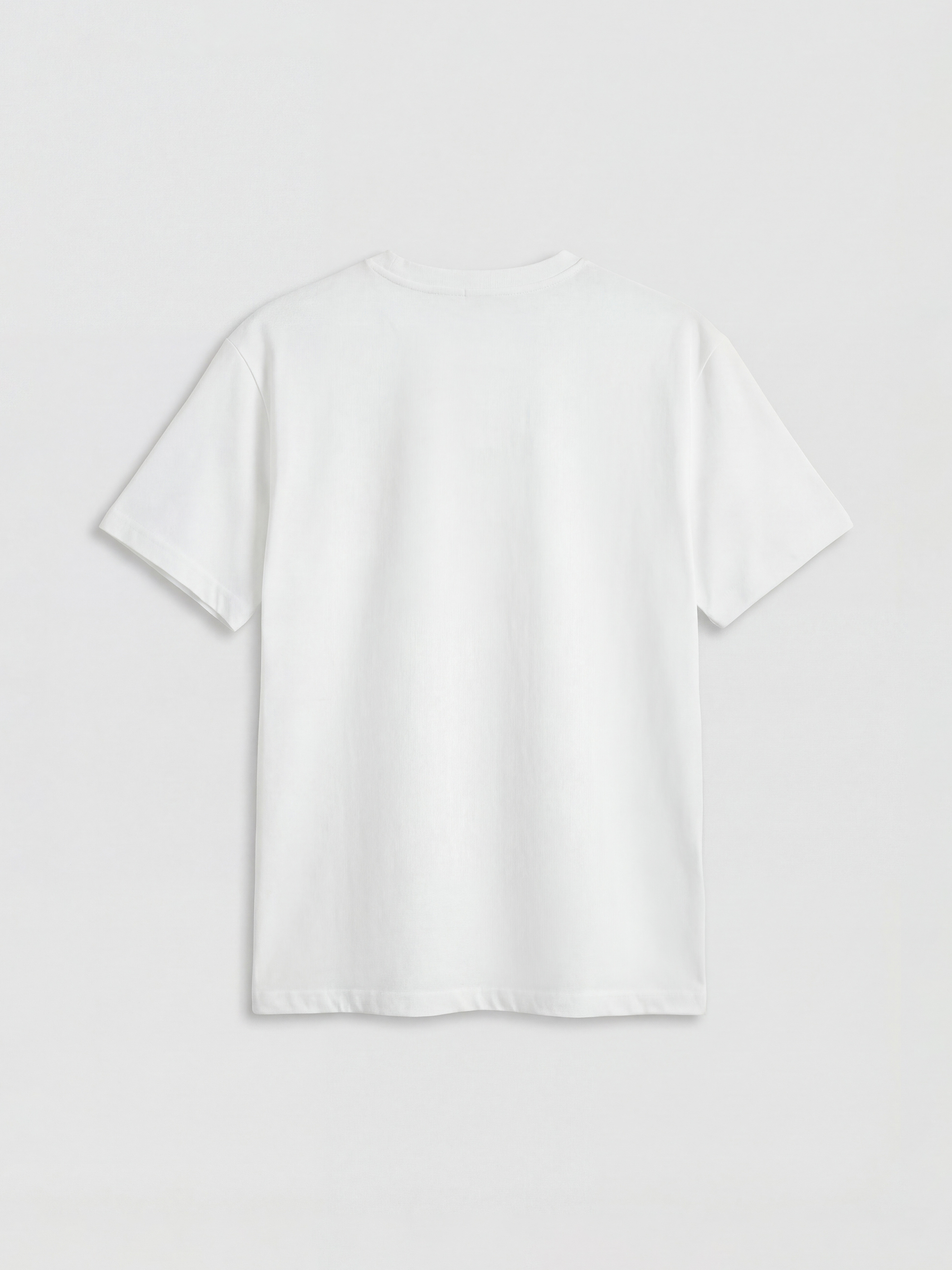 Beyaz Bisiklet Yaka Slogan Baskılı Kadın Tişört-5