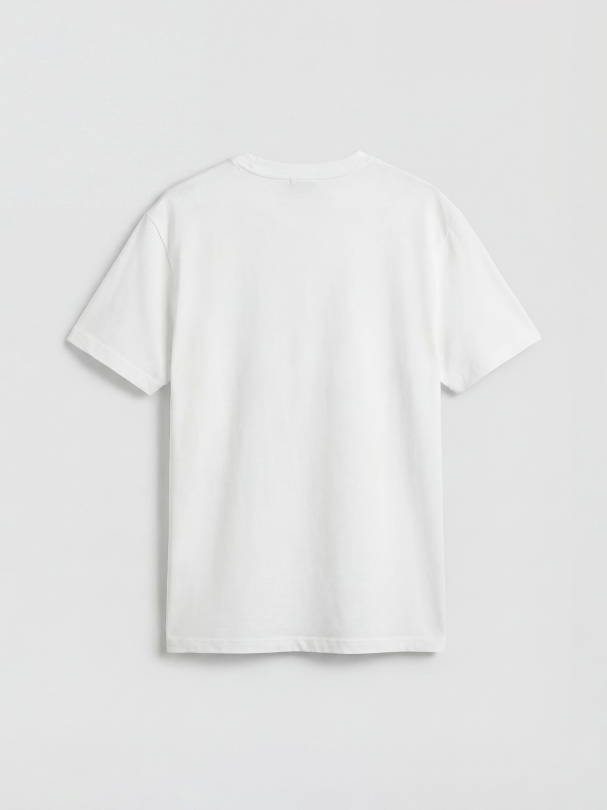 Beyaz Bisiklet Yaka Kız Çocuk Yıldız Baskılı Tişört-1