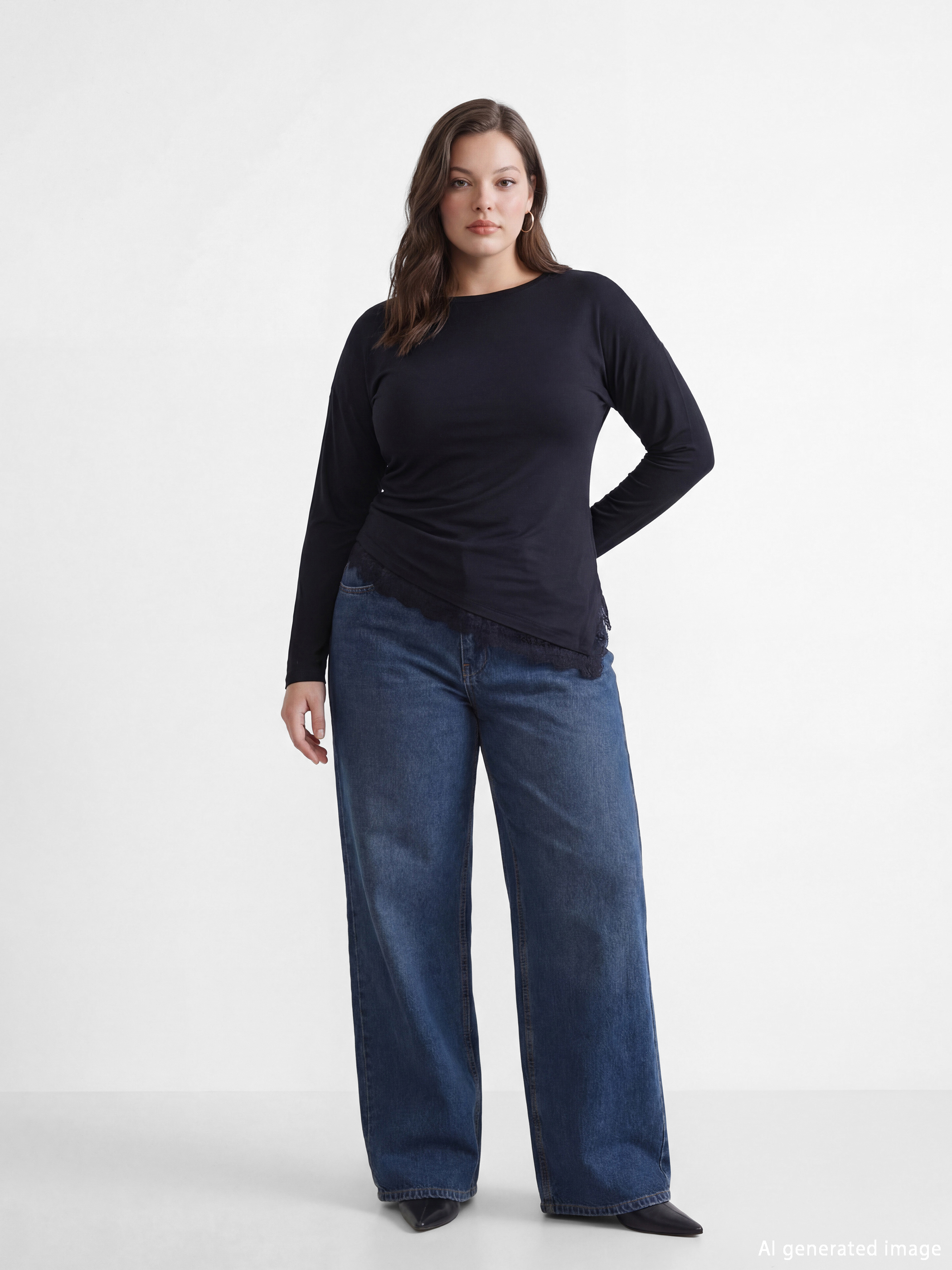 Siyah Bisiklet Yaka Dantel Detaylı Büzgülü Bluz	-1