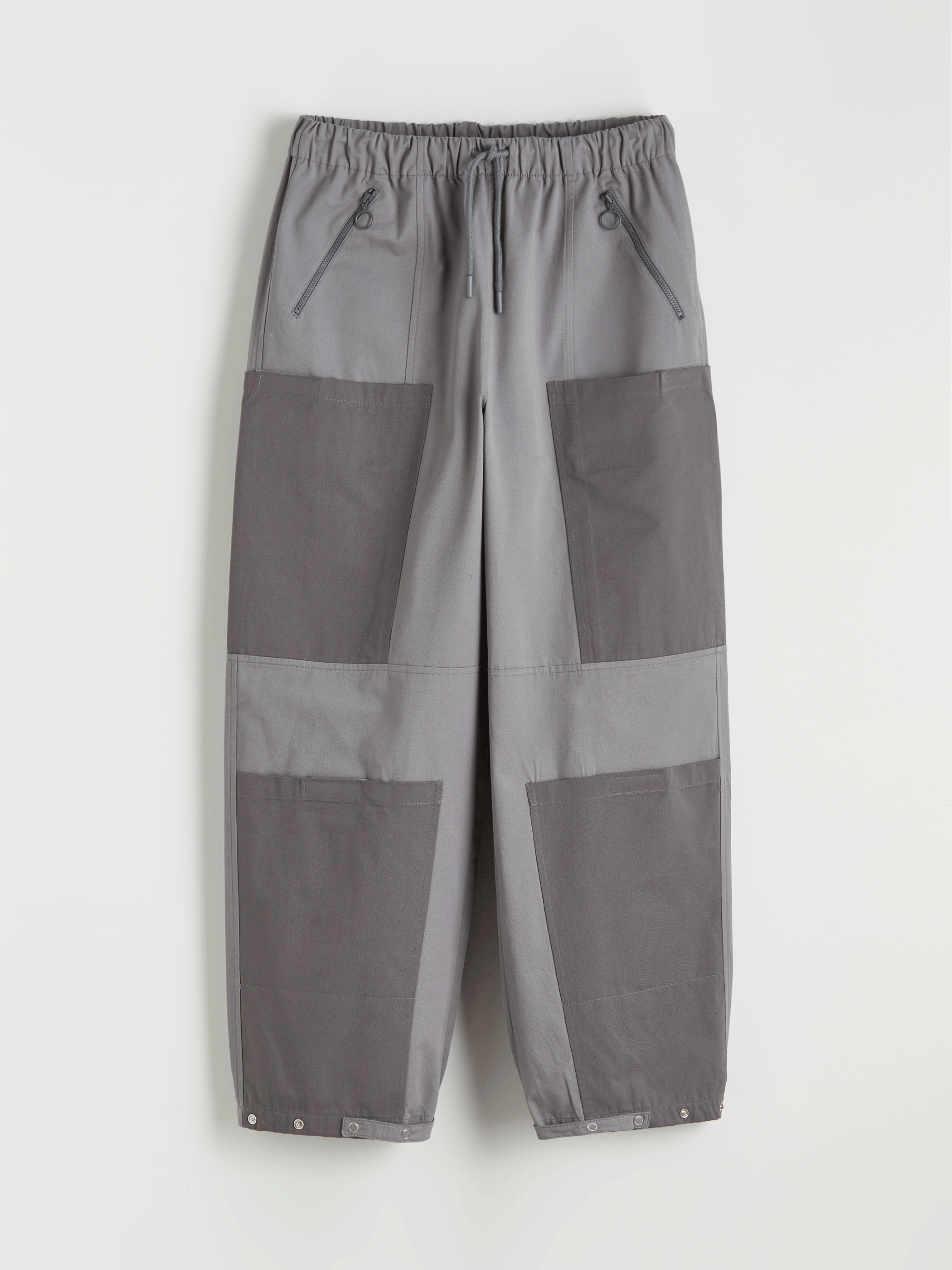 Gri Fonksiyonel Cepli Loose Fit Kadın Pantolon-4