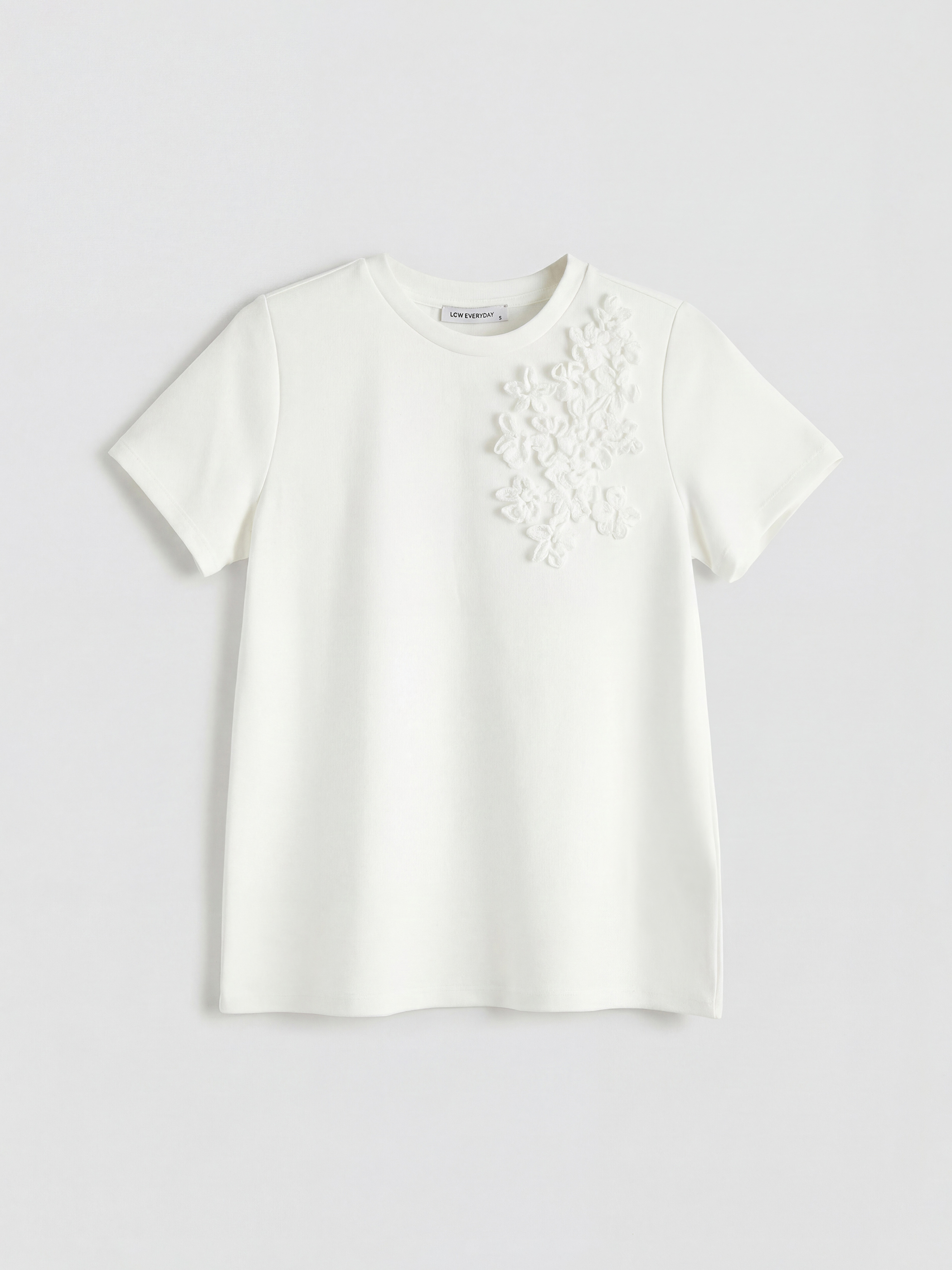 LCWAIKIKI Classic Bisiklet Yaka Çiçekli Kadın Tişört - S6MP70Z8-R9J