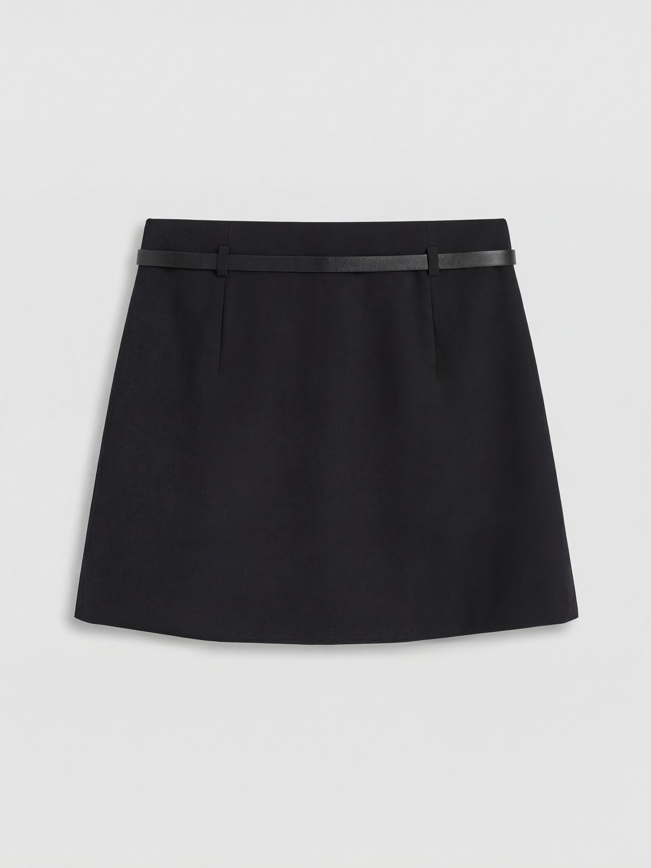 Siyah Beli Kemerli Şort Etek-1