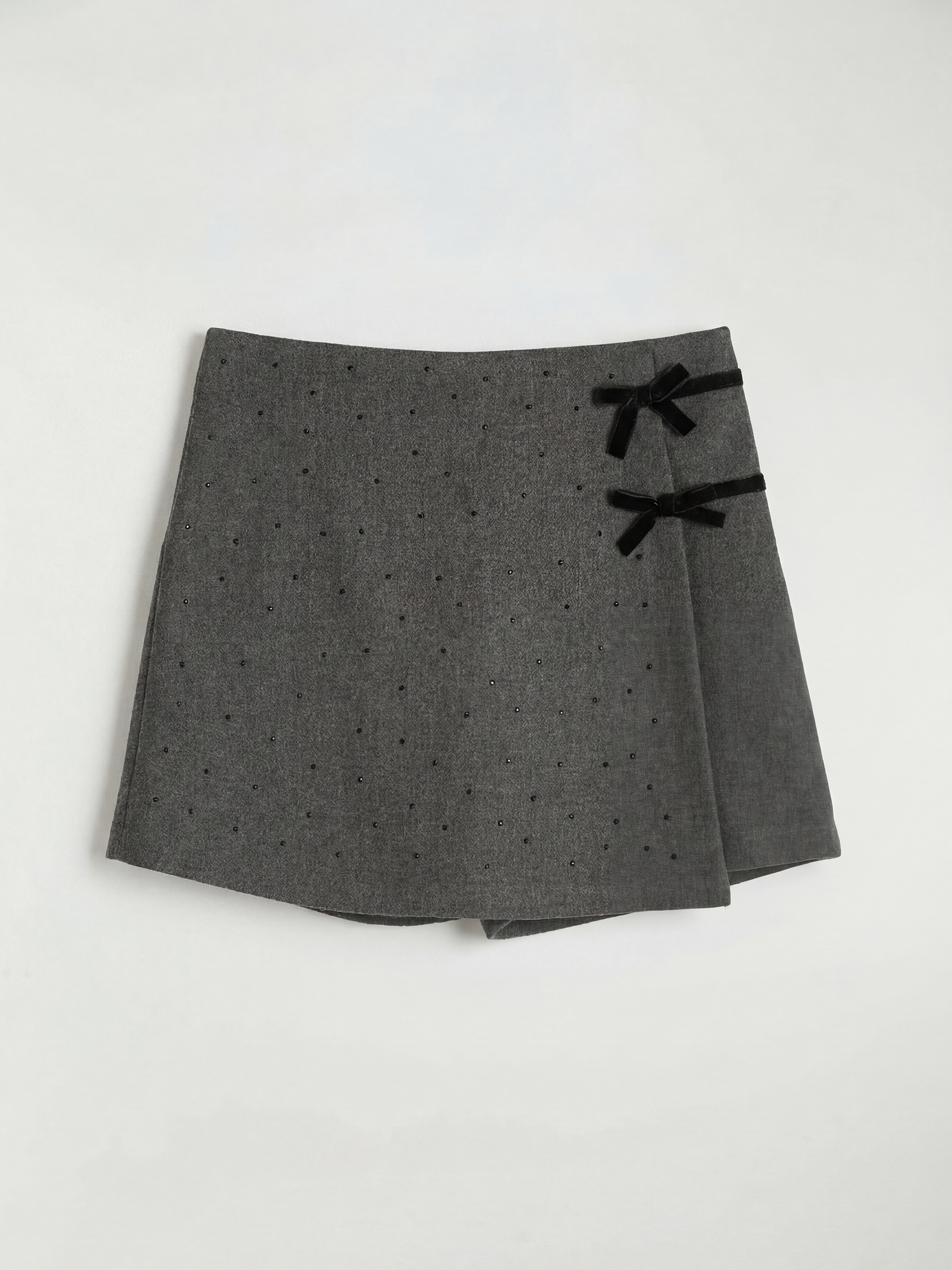 Antrasit Fiyonklu Taşlı Kız Çocuk Şort Etek ve Külotlu Çorap-1