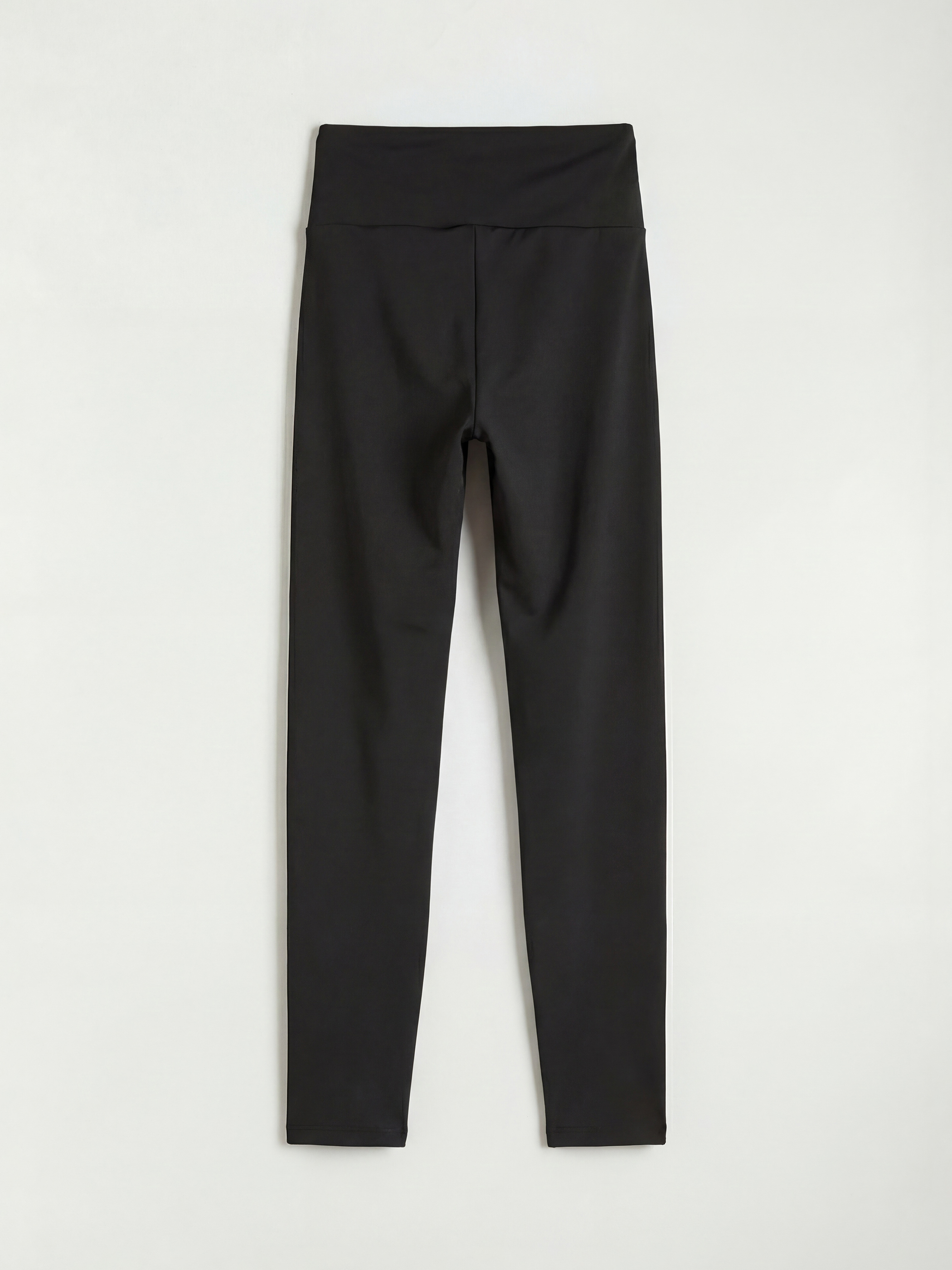 Siyah Beli Lastikli Kadın Spor Tayt-1