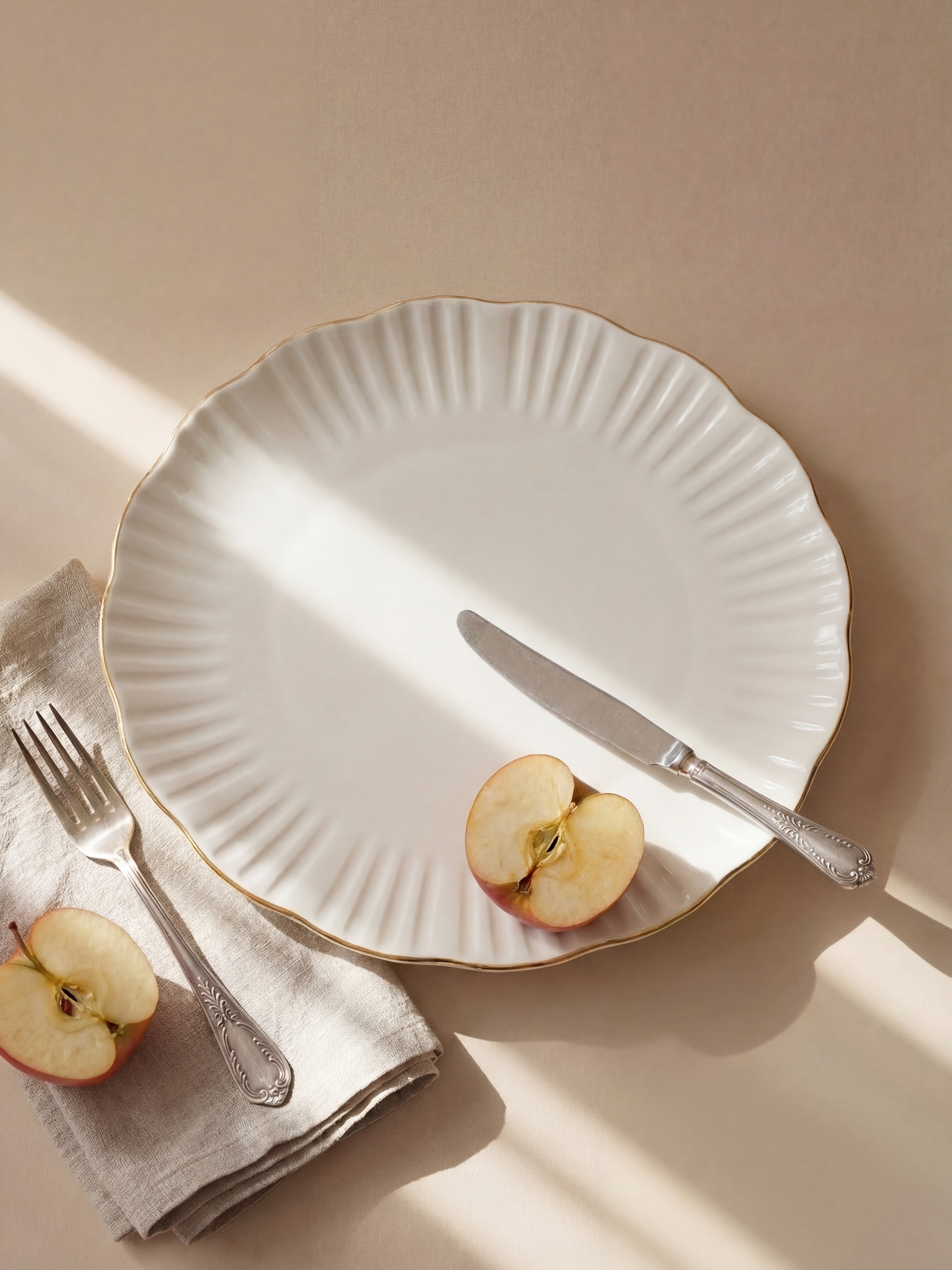 LC WAIKIKI Dalgalı Kenarlı Desenli Porselen Tabak - S6D025Z8-ZUY