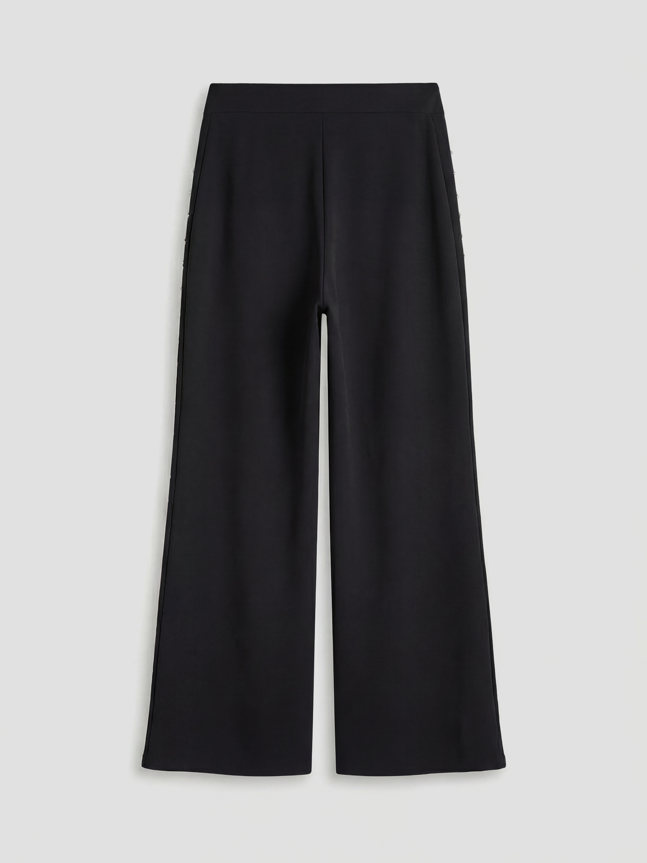 Siyah Standart Fit Geniş Paça Kadın Pantolon-1