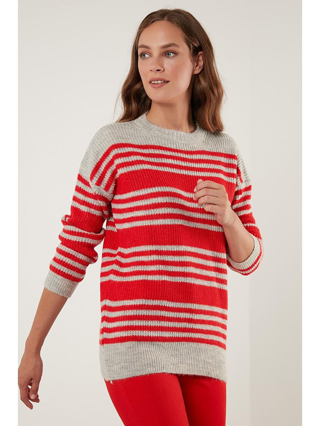 Gri Çizgili Sıfır Yaka Örme Kazak 4616115-2