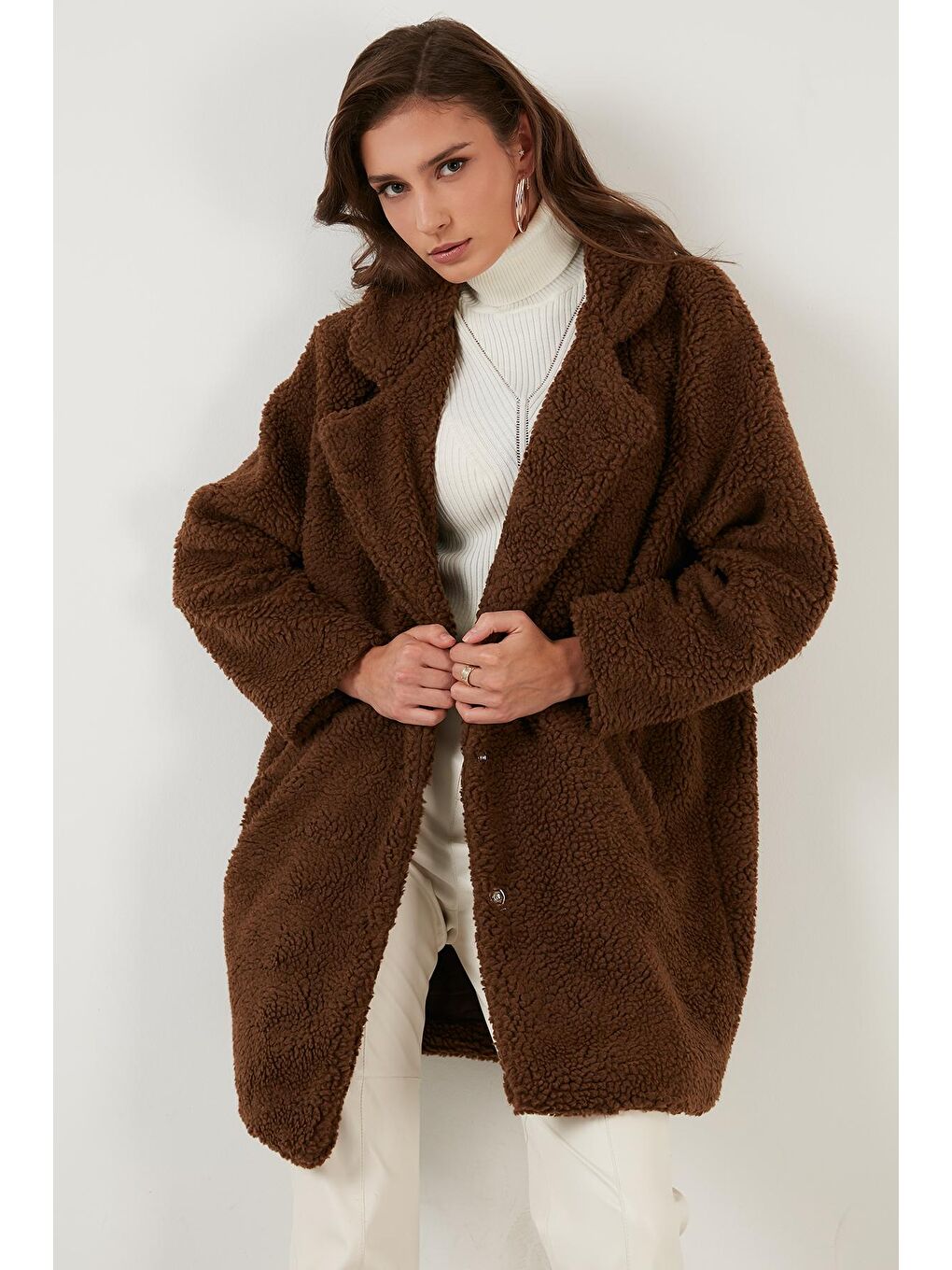 Kahverengi Oversize Astarlı Cepli Peluş Teddy Kaban 497TEDDY