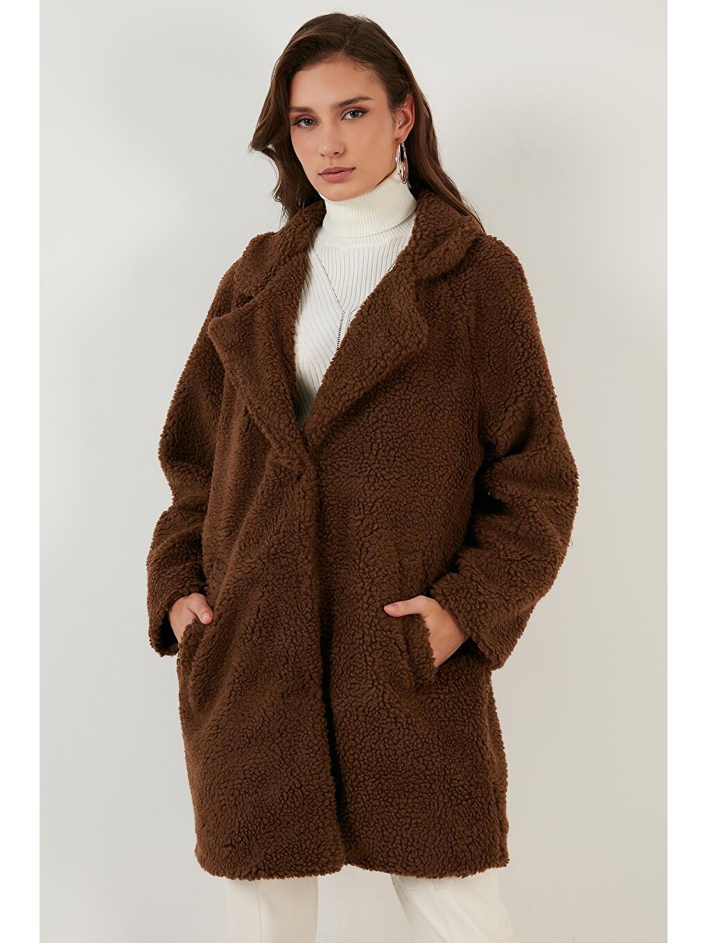 Kahverengi Oversize Astarlı Cepli Peluş Teddy Kaban 497TEDDY-1