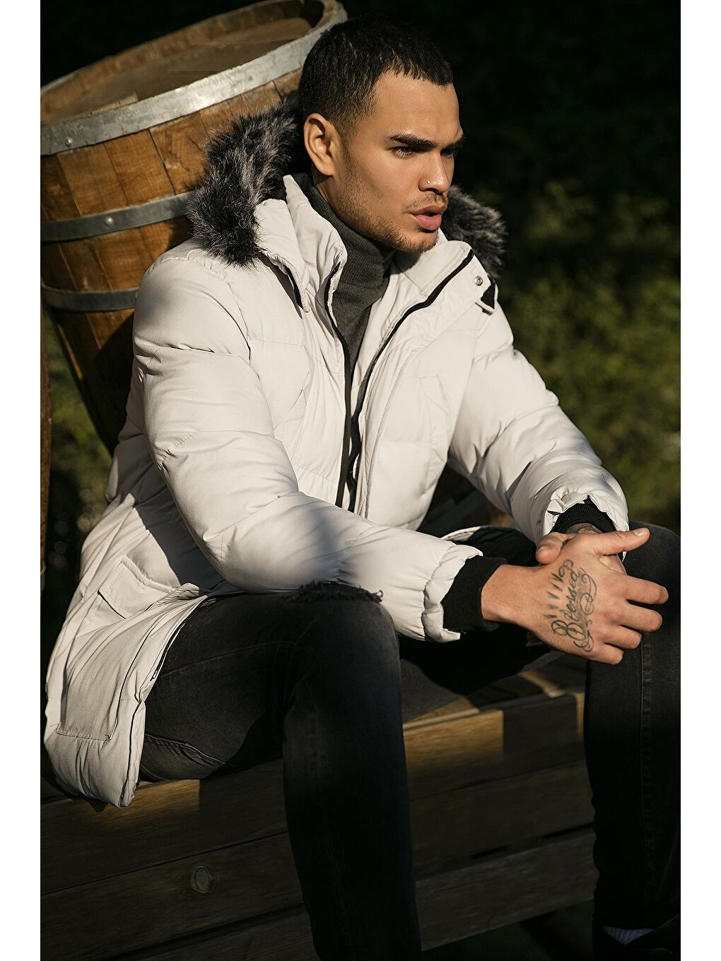 Gri Peluş Astarlı Yakası Tüylü Çıkarılabilir Kapüşonlu Slim Fit Şişme Mont 5711437-2