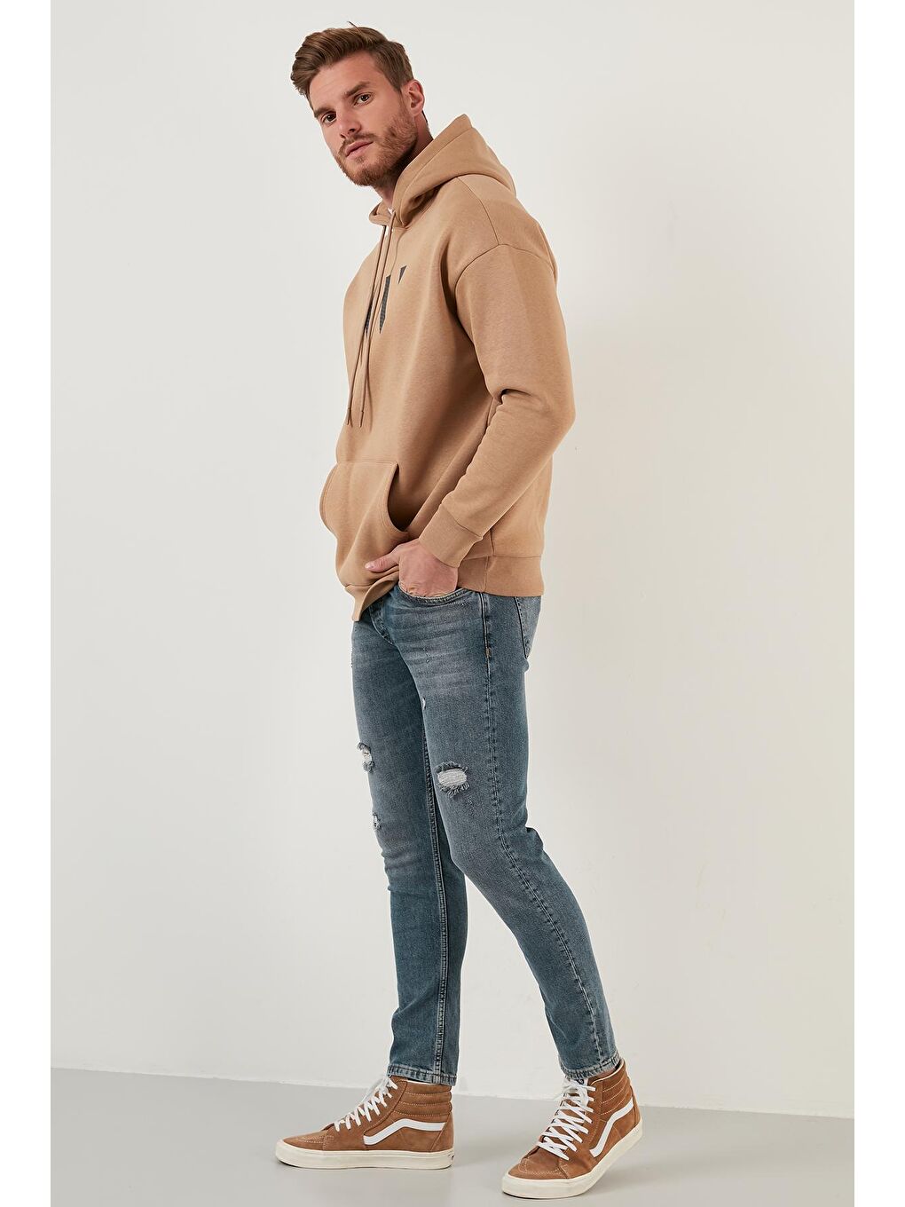 Kahverengi Pamuklu Oversize İçi Tüylü Yumuşak Şardonlu Kapüşonlu Sweatshirt 5727006-2