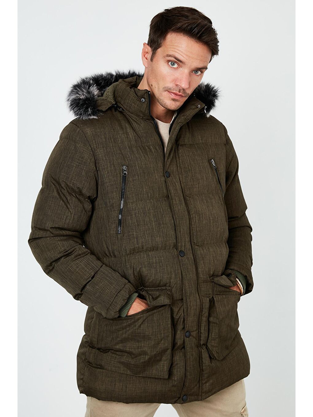 Haki Slim Fit Suni Kürklü Peluş Astarlı Çıkarılabilir Kapüşonlu Şişme Mont 5760001-1