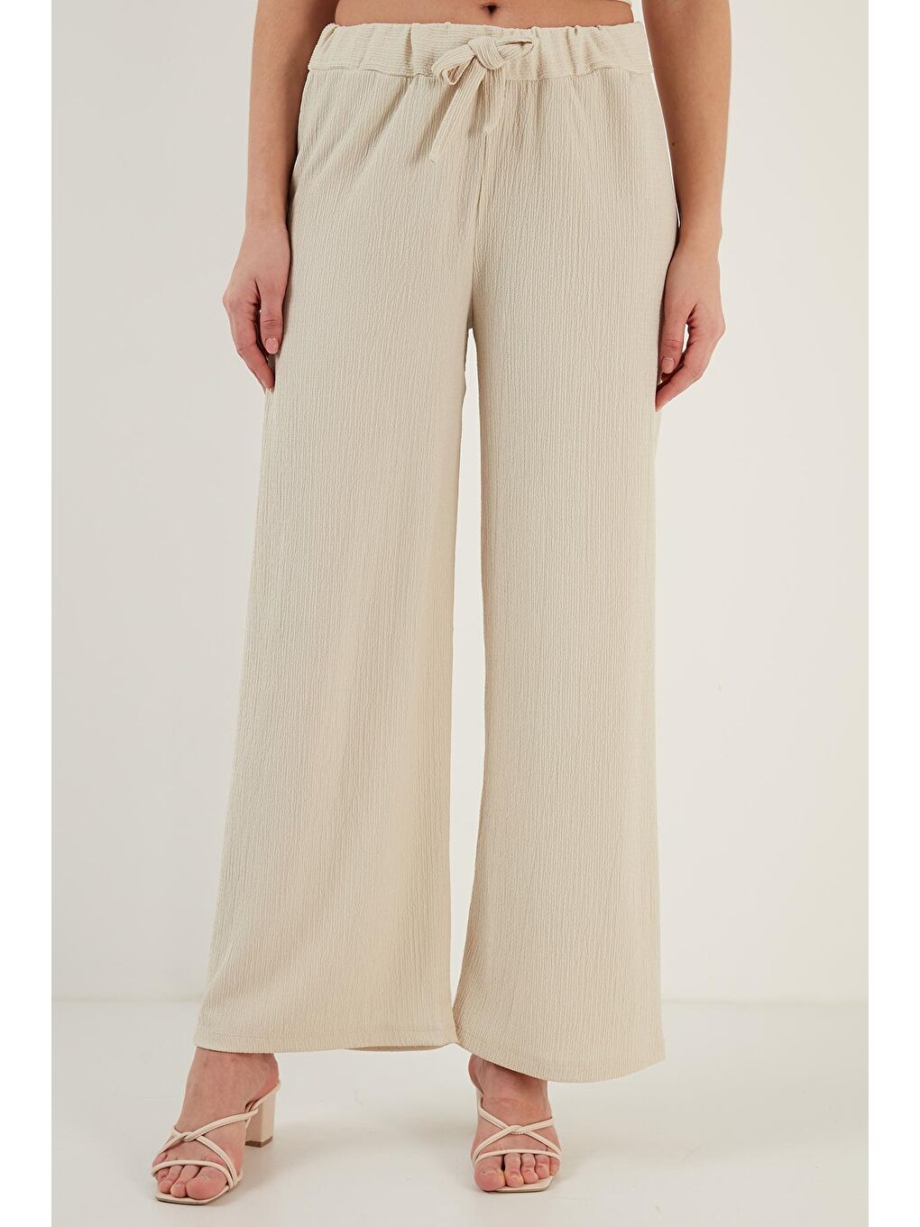 Gri Belden Bağlamalı Rahat Kesim Krinkıl Kuımaş Pantolon 5862061-3