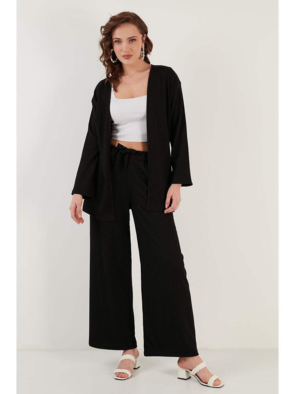 Siyah Belden Bağlamalı Rahat Kesim Krinkıl Kuımaş Pantolon 5862061-4