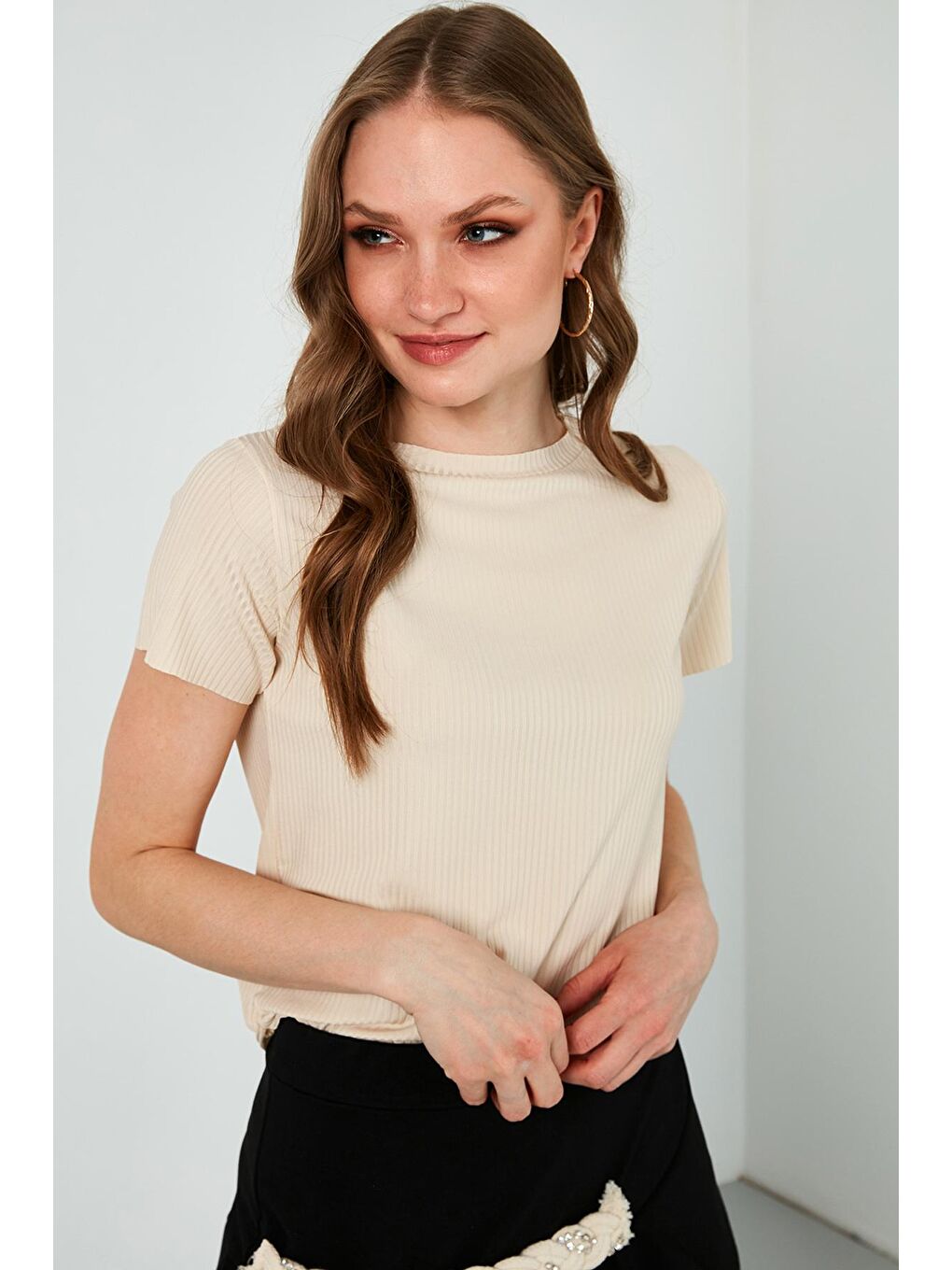 Gri Bisiklet Yaka Yırtmaç Detaylı Bluz 5863431-3