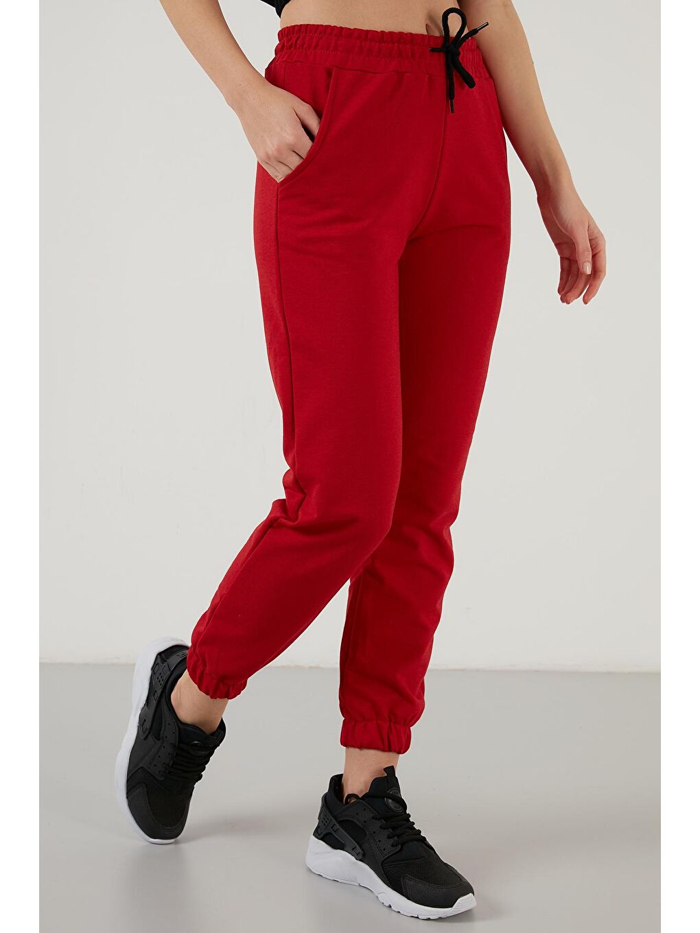 Kırmızı Pamuklu Beli Ve Paçası Lastikli Basic Jogger Eşofman Altı 5864171-1