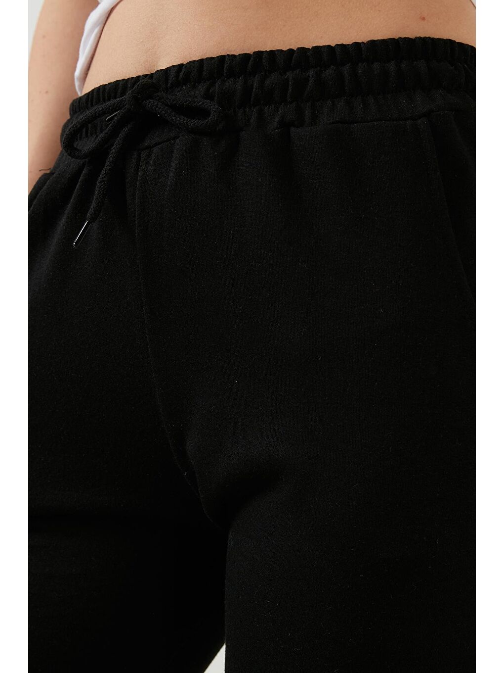 Siyah Pamuklu Beli Ve Paçası Lastikli Basic Jogger Eşofman Altı 5864171-3