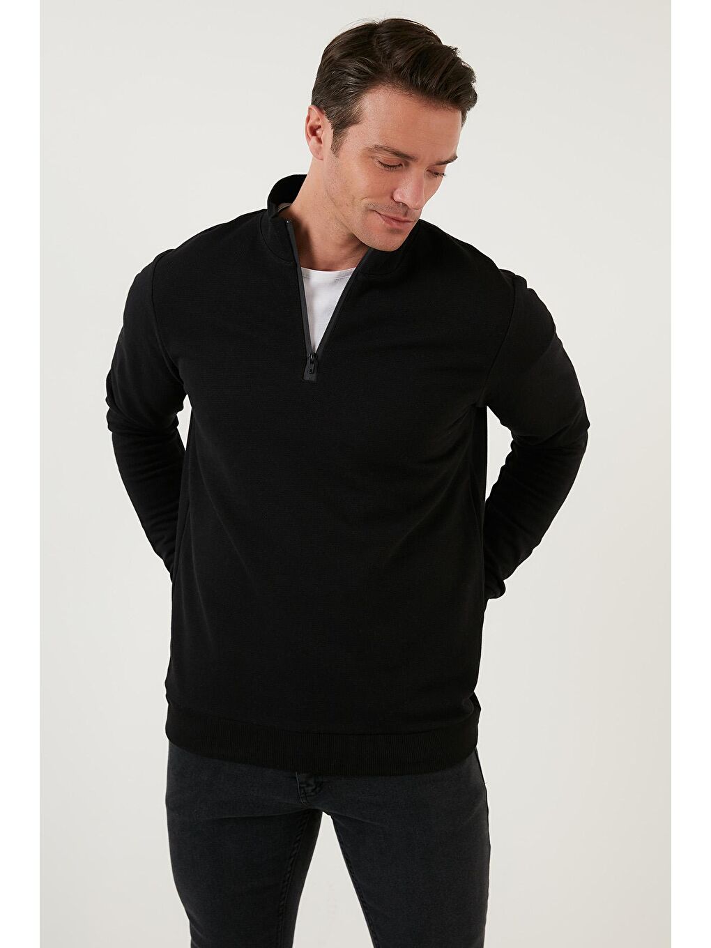 Siyah Pamuklu Slim Fit Yarım Fermuarlı Dik Yaka Erkek Sweat 5905400-3