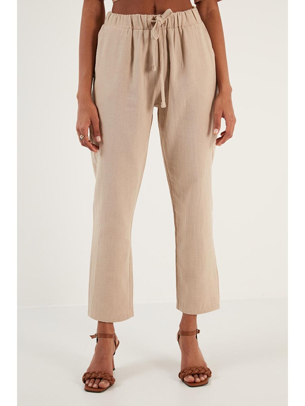 Kahverengi Pamuklu Rahat Kesim Bol Paça Pantolon 6056349-1