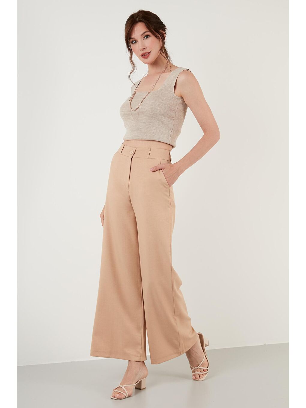 Gri Rahat Kalıp Cepli Bol Paça Pantolon 6058180-1