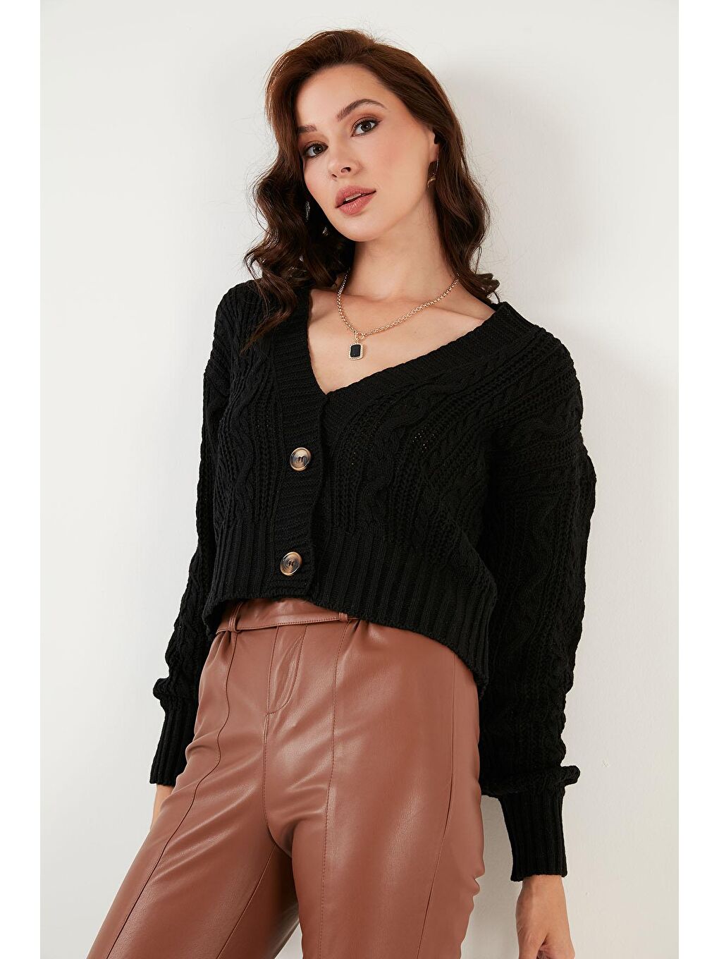 Siyah V Yaka Crop Triko Hırka 6071486-2