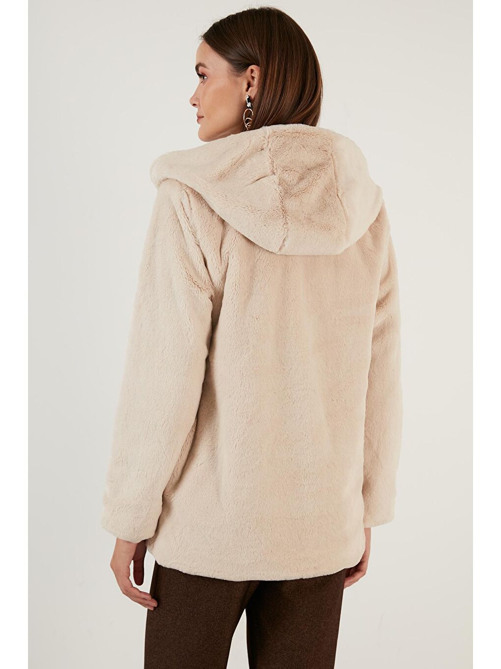 Gri Kapüşonlu Yumuşak Tüylü Astarlı Dar Kesim Suni Kürk 6238066-4