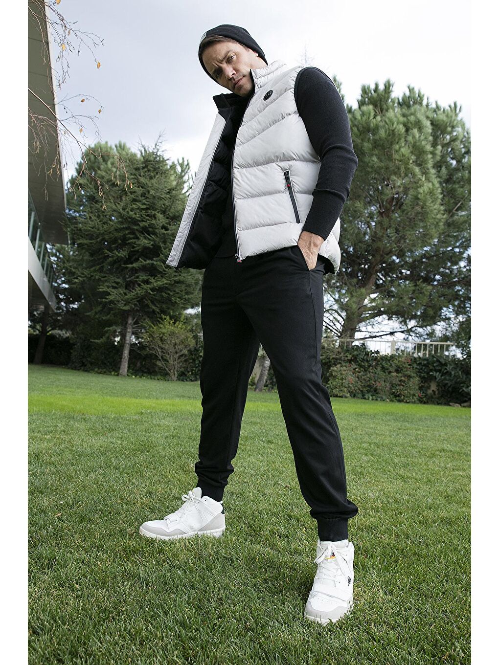 Gri Slim Fit Dik Yaka Cepli Şişme Yelek 6274850-1