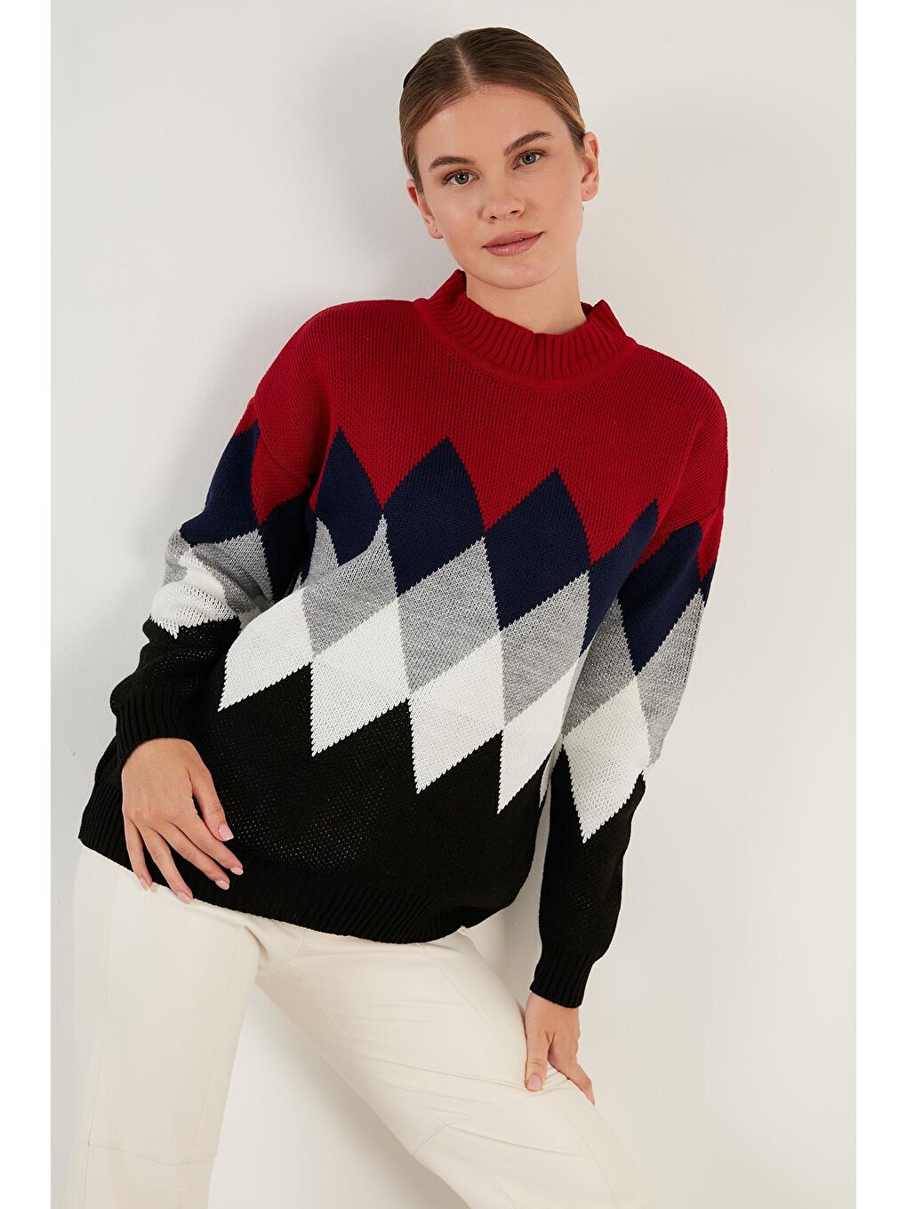 Ekru Baklava Desenli Yarım Balıkçı Yaka Örme Kazak 6310003-1