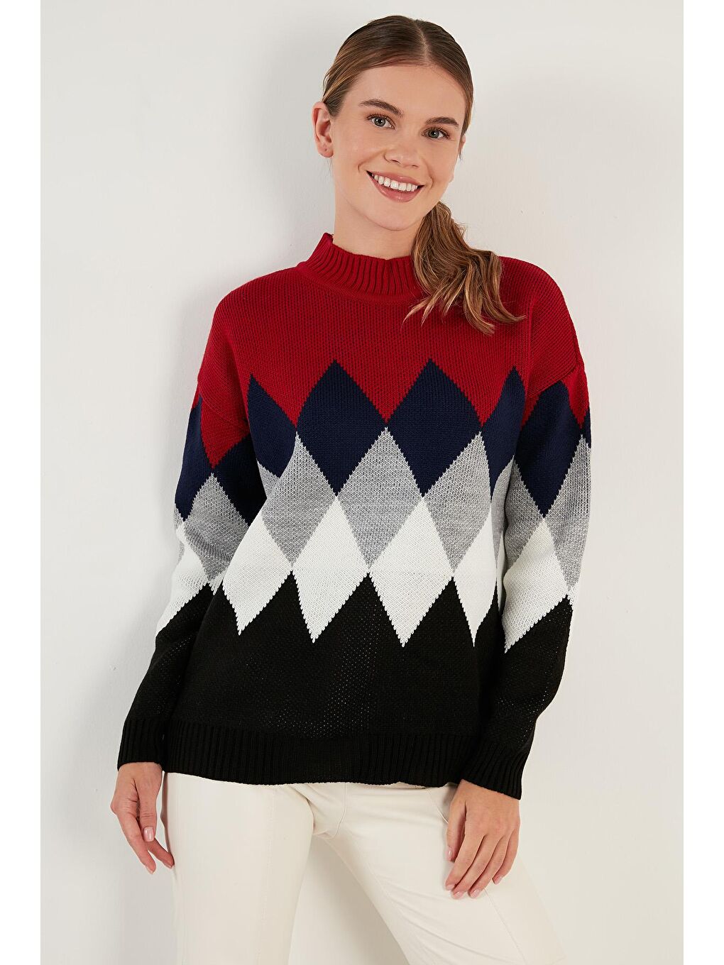 Ekru Baklava Desenli Yarım Balıkçı Yaka Örme Kazak 6310003-4