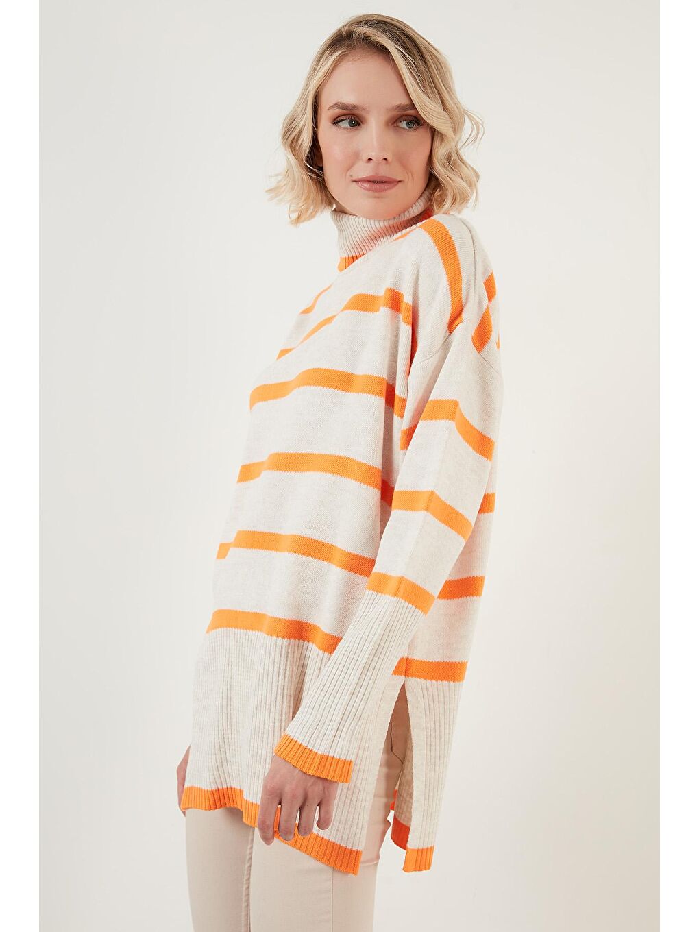 Ekru Çizgili Balıkçı Yaka Uzun Kadın Kazak 6321016-1