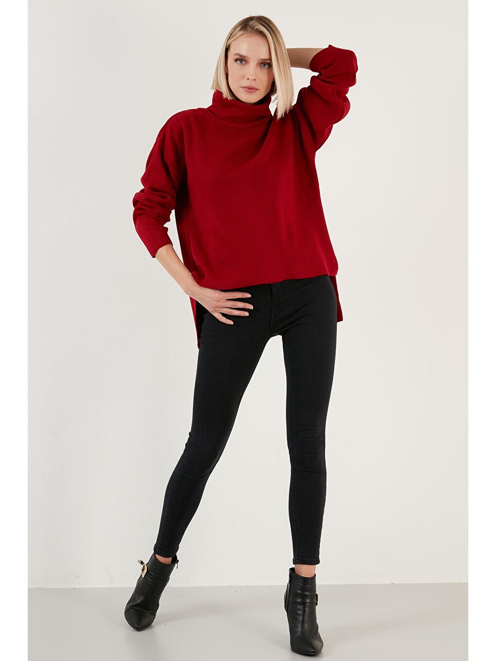 Kırmızı Önü Kısa Arkası Uzun Balıkçı Yaka Triko Kazak 6321048-3