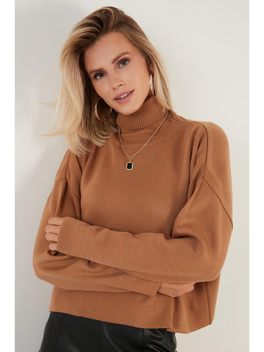 Kahverengi Soft Akrilik Balıkçı Yaka Triko Kazak 6321079-2