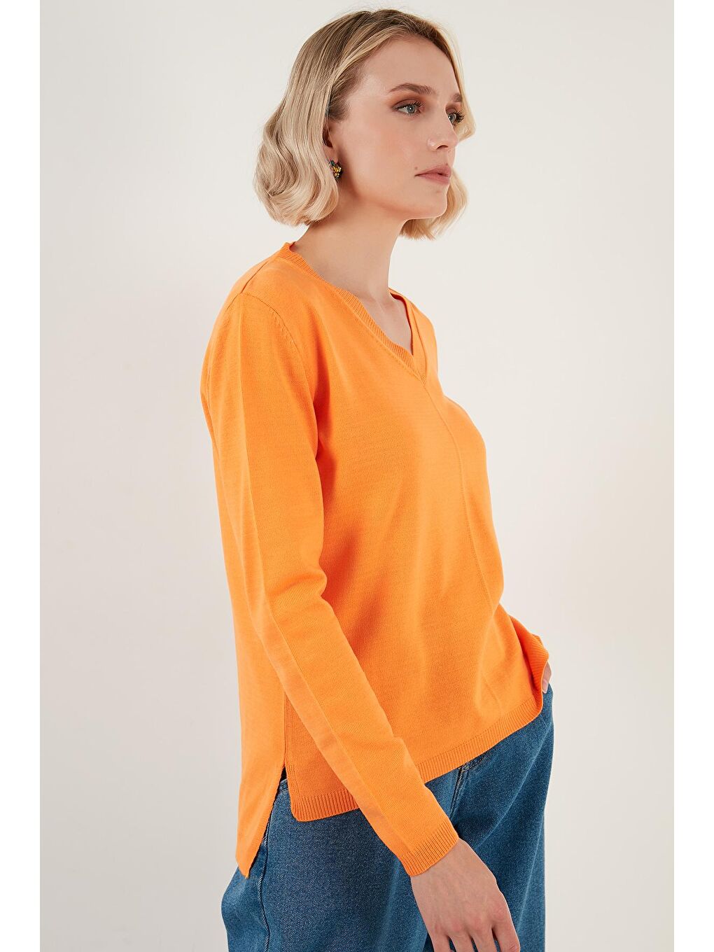 Turuncu Soft Akrilik V Yaka Triko Kazak 6327030-3