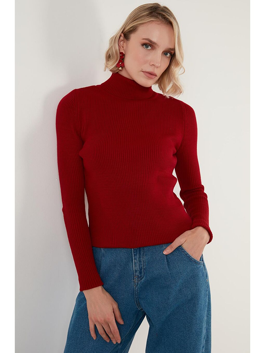 Kırmızı Fitilli Balıkçı Yaka Triko Kazak 6328038-1