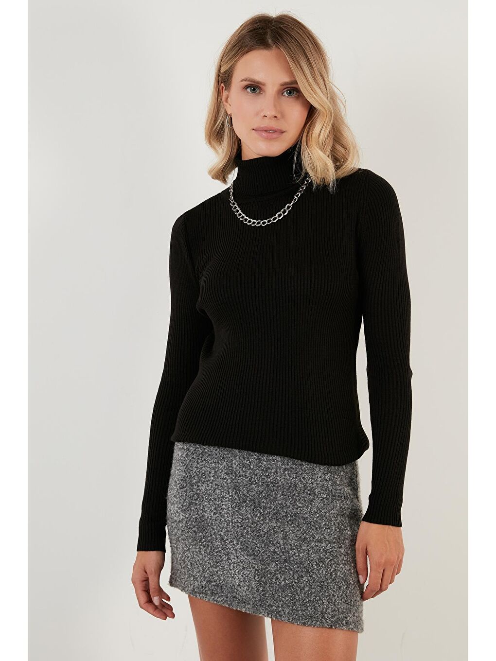 Siyah Fitilli Balıkçı Yaka Triko Kazak 6328038-3