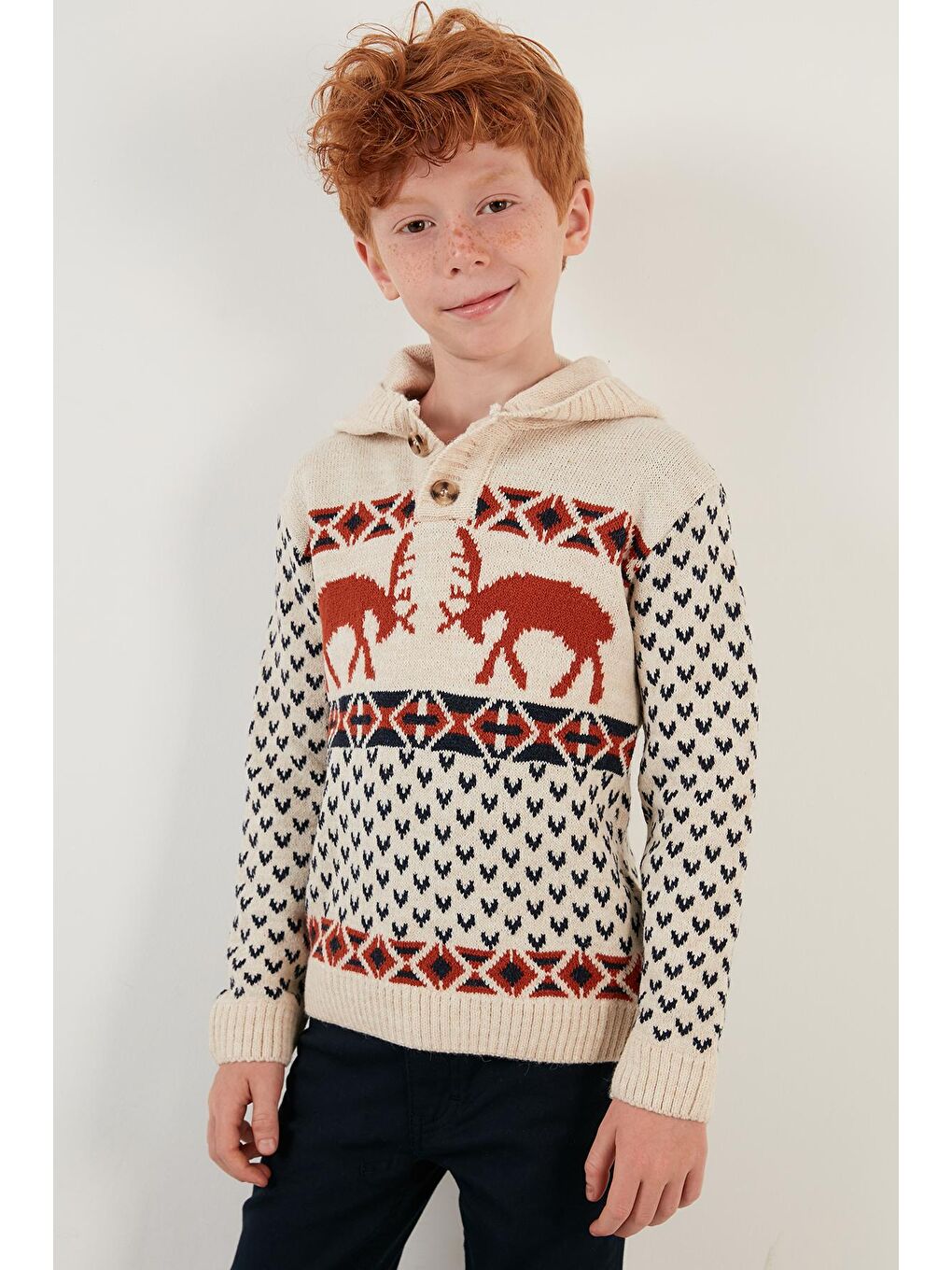 Bej Yılbaşı Temalı Düğmeli Kapüşonlu Kazak 633MJ365-1